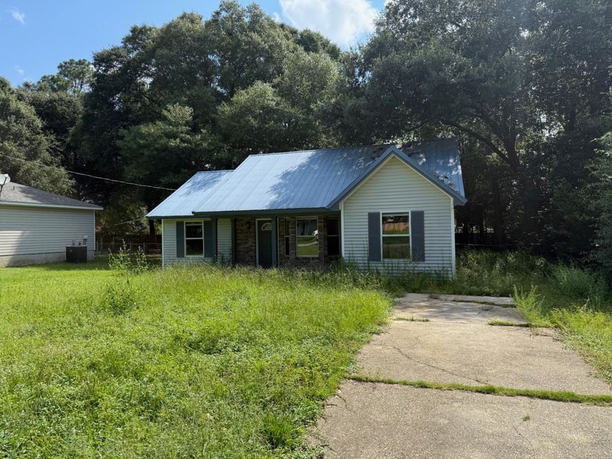 Move in ready home in quiet and peaceful area with no HOA. Property has been updated a few years back. Buyer to verify all pertinent information including sq. footage and lot dimensions. Property is being sold strictly AS IS.