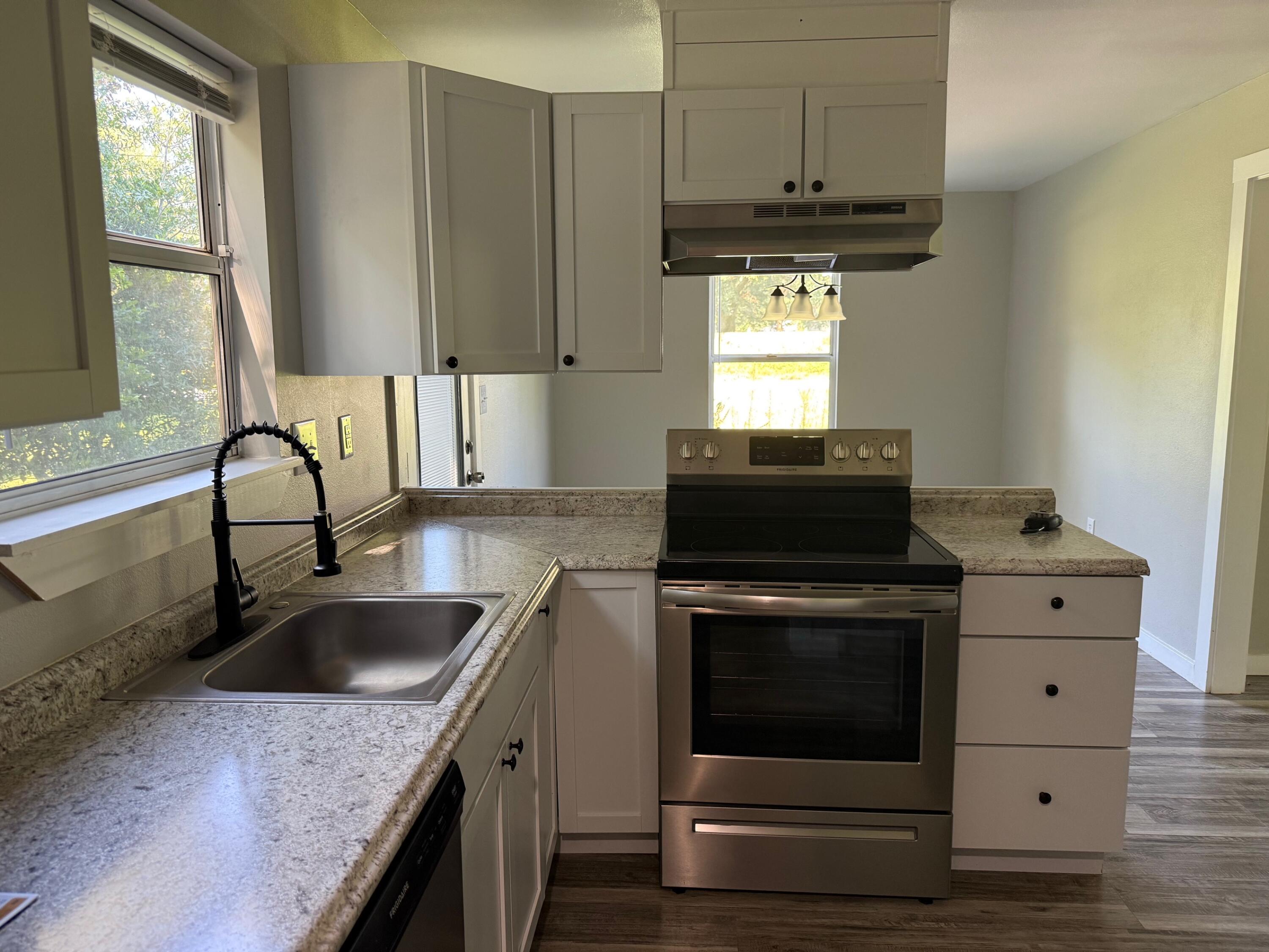 HILLTOP ACRES - Residential