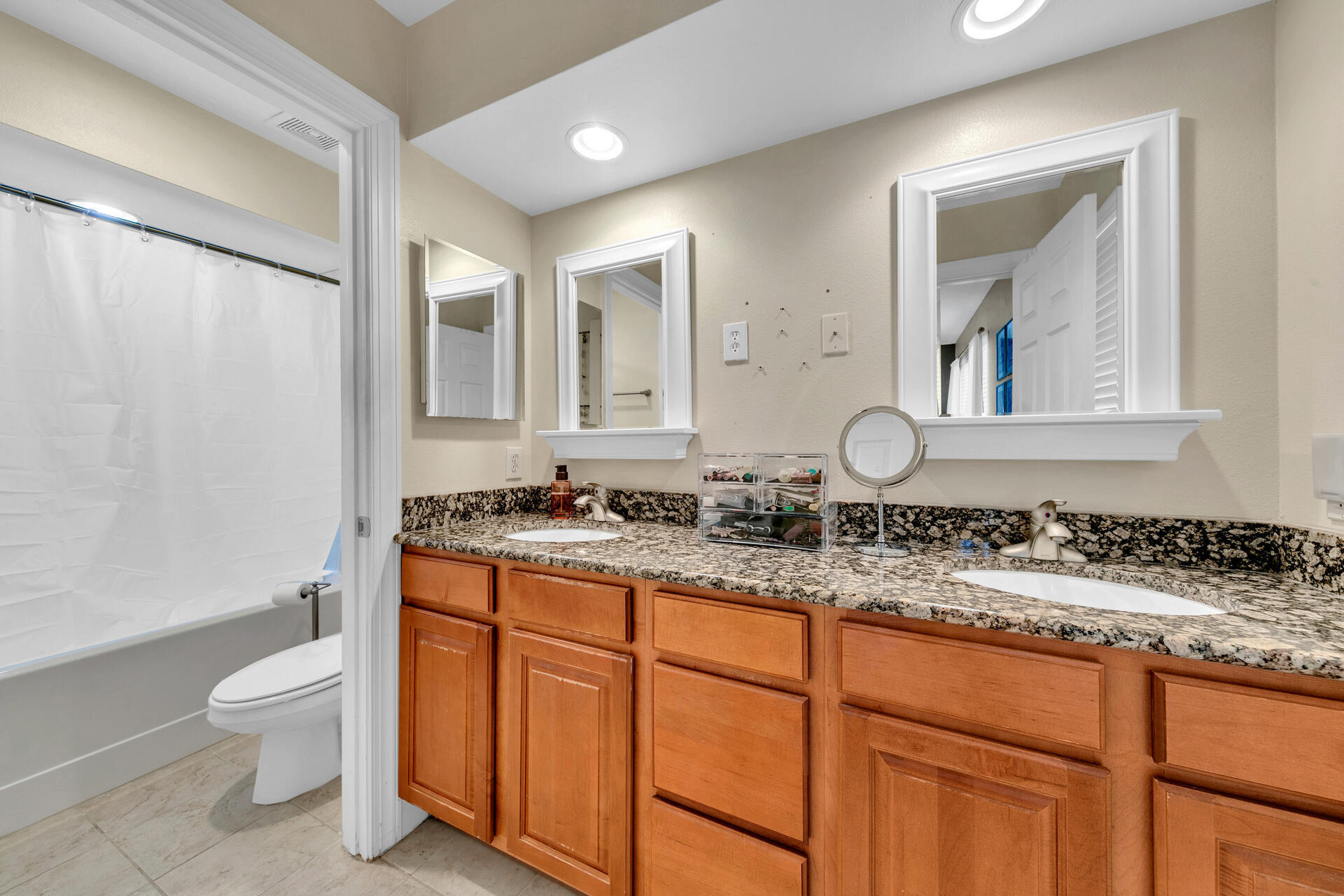 EAGLE BAY - Residential