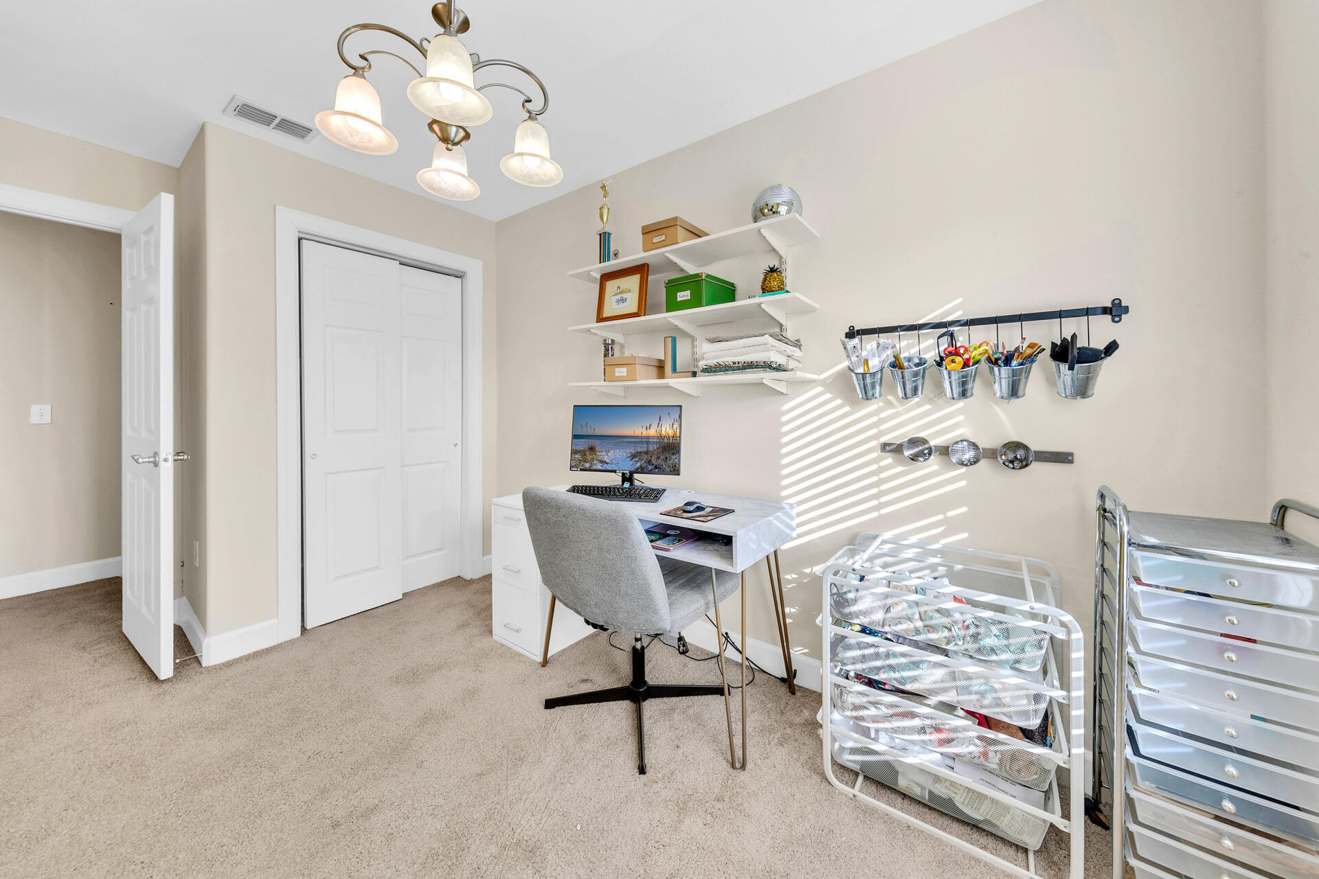 EAGLE BAY - Residential