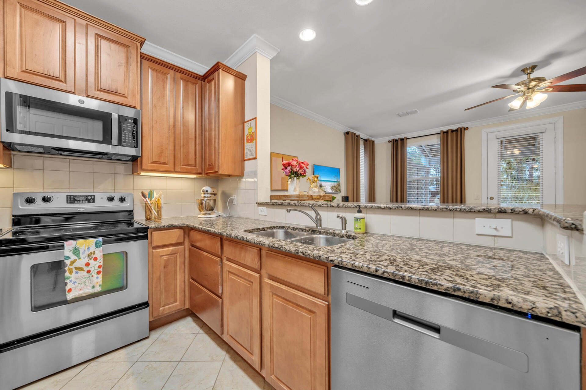 EAGLE BAY - Residential