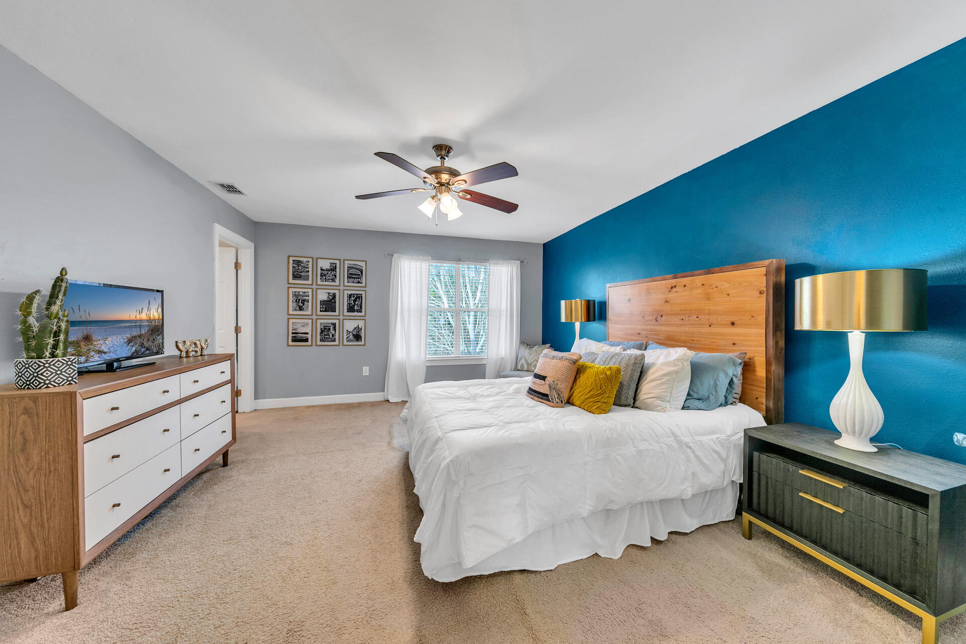 EAGLE BAY - Residential