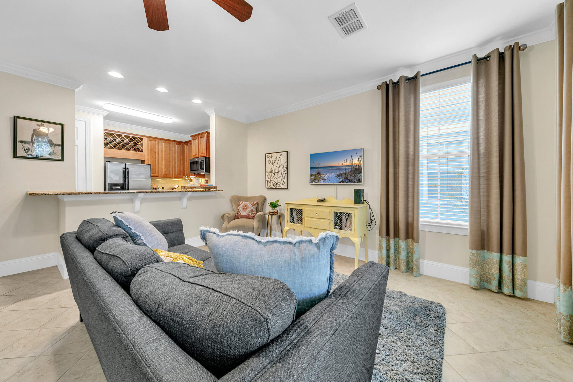 EAGLE BAY - Residential