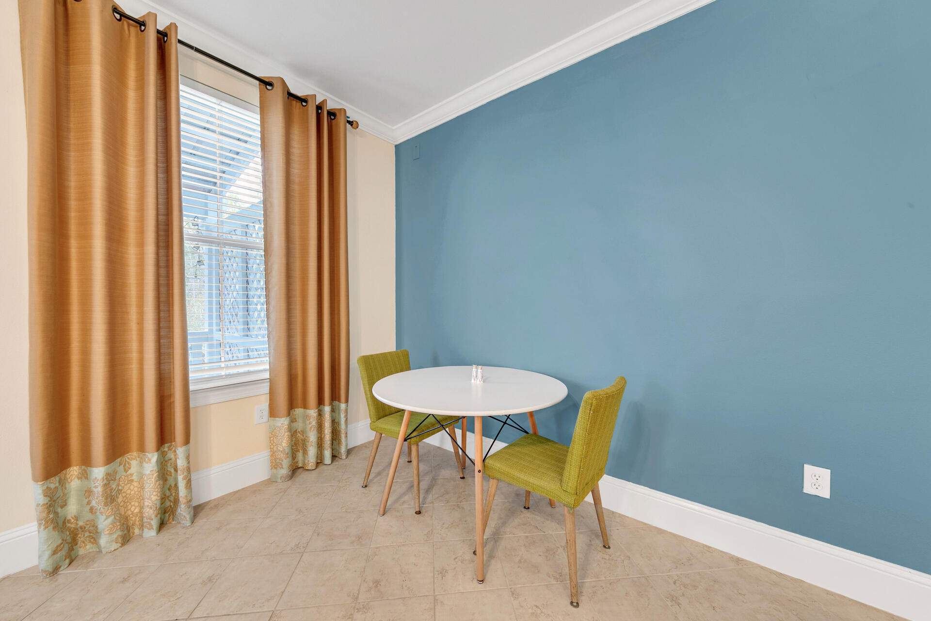 EAGLE BAY - Residential