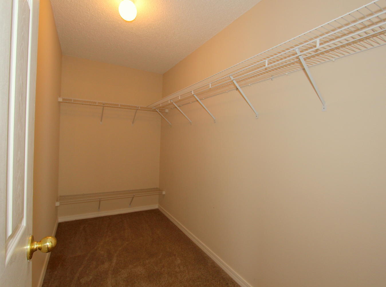 FLAMINGO VILLAGE - Residential