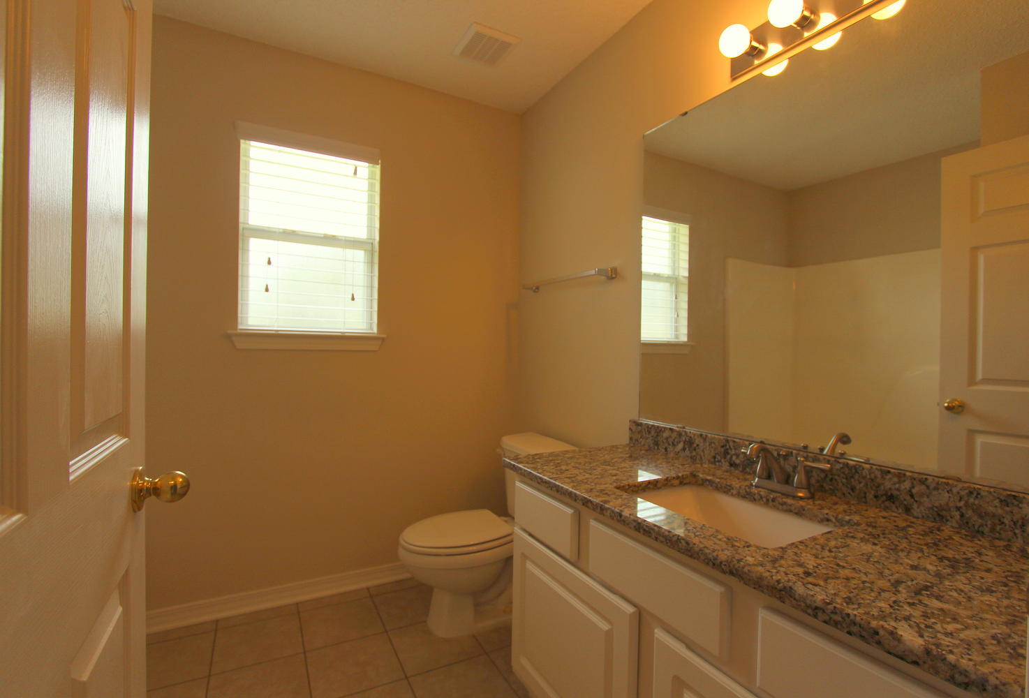 FLAMINGO VILLAGE - Residential