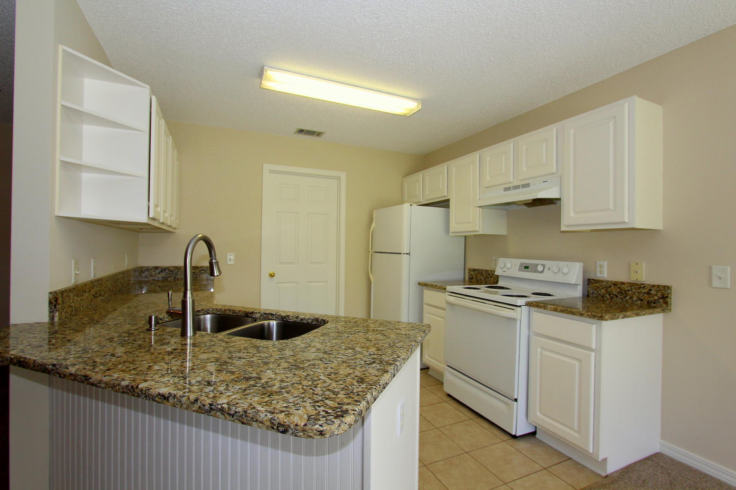 FLAMINGO VILLAGE - Residential