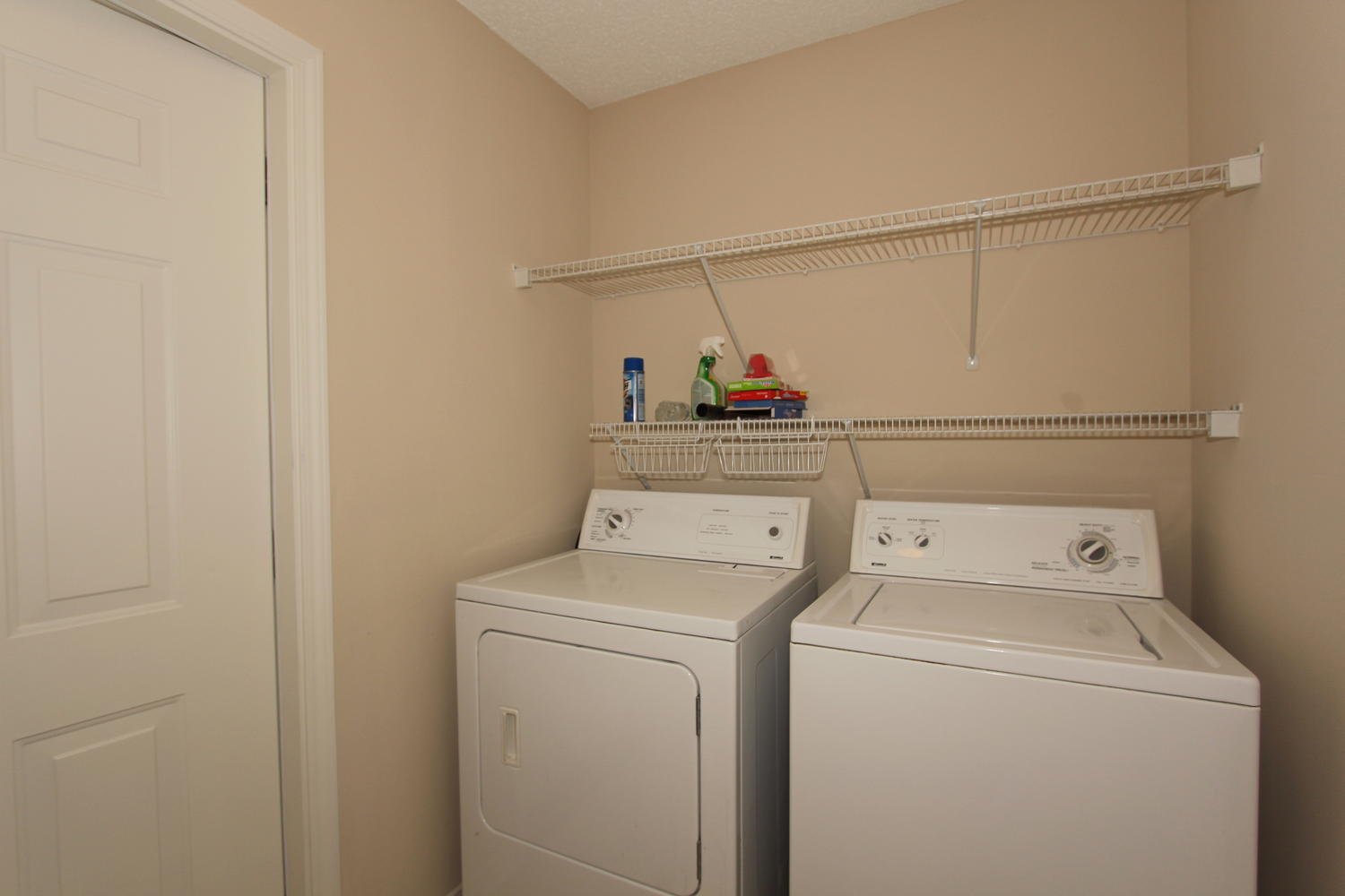 FLAMINGO VILLAGE - Residential