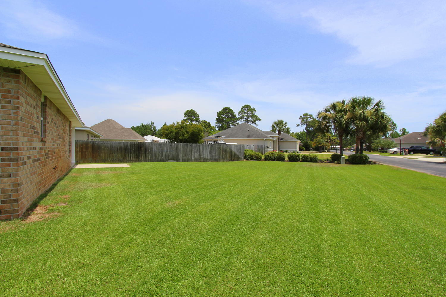 FLAMINGO VILLAGE - Residential