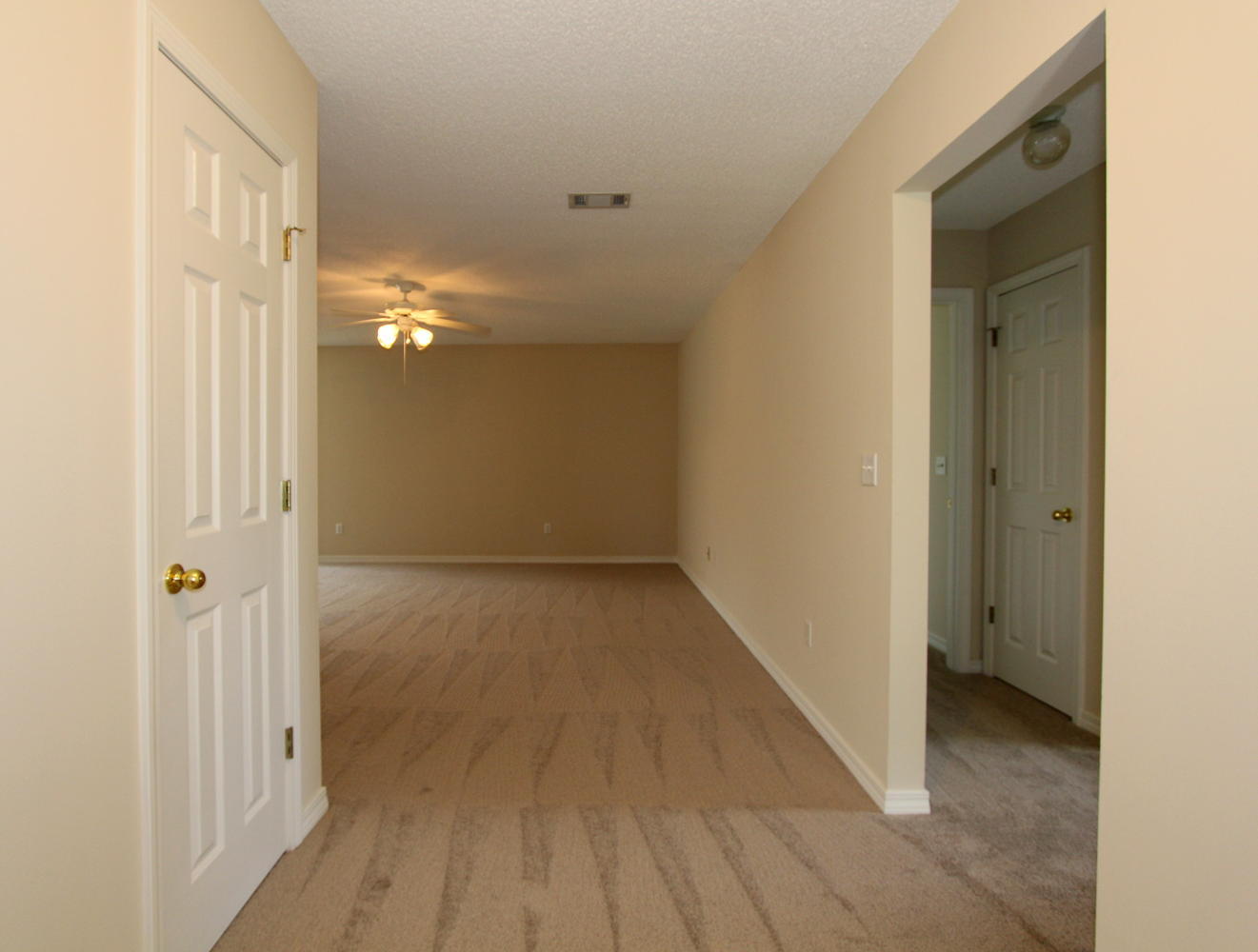 FLAMINGO VILLAGE - Residential