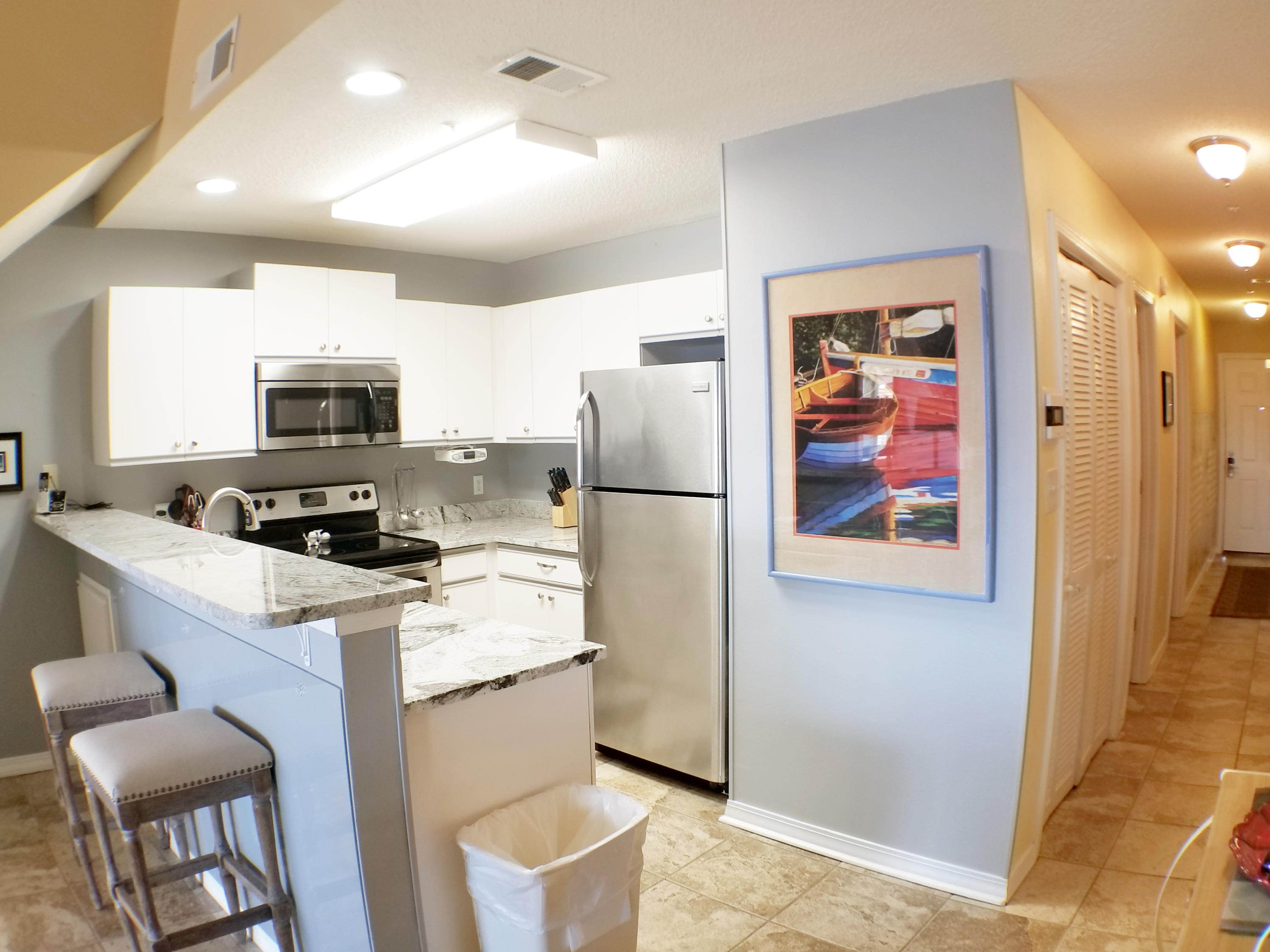 MARAVILLA CONDO 2 - Residential