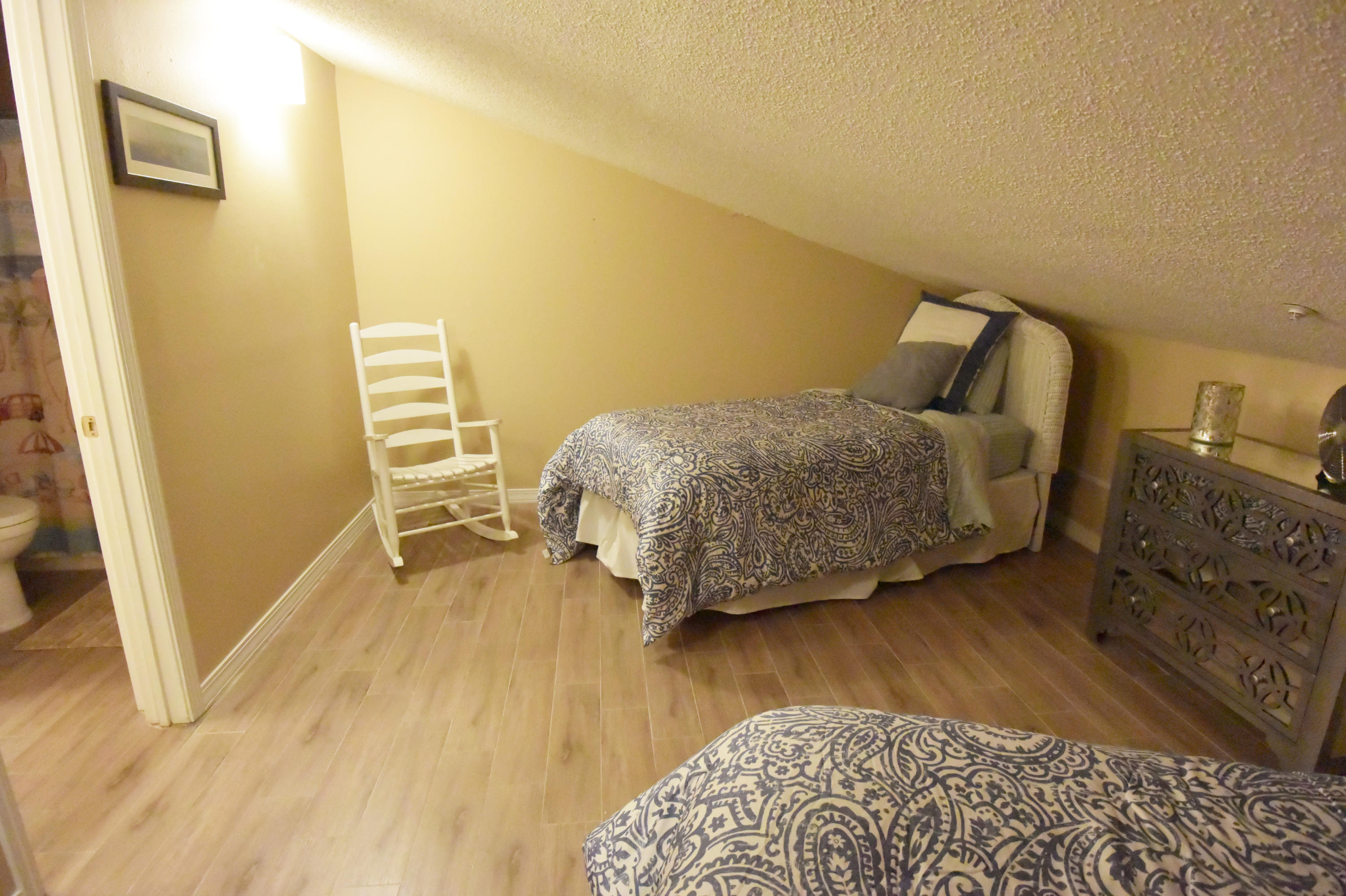 MARAVILLA CONDO 2 - Residential