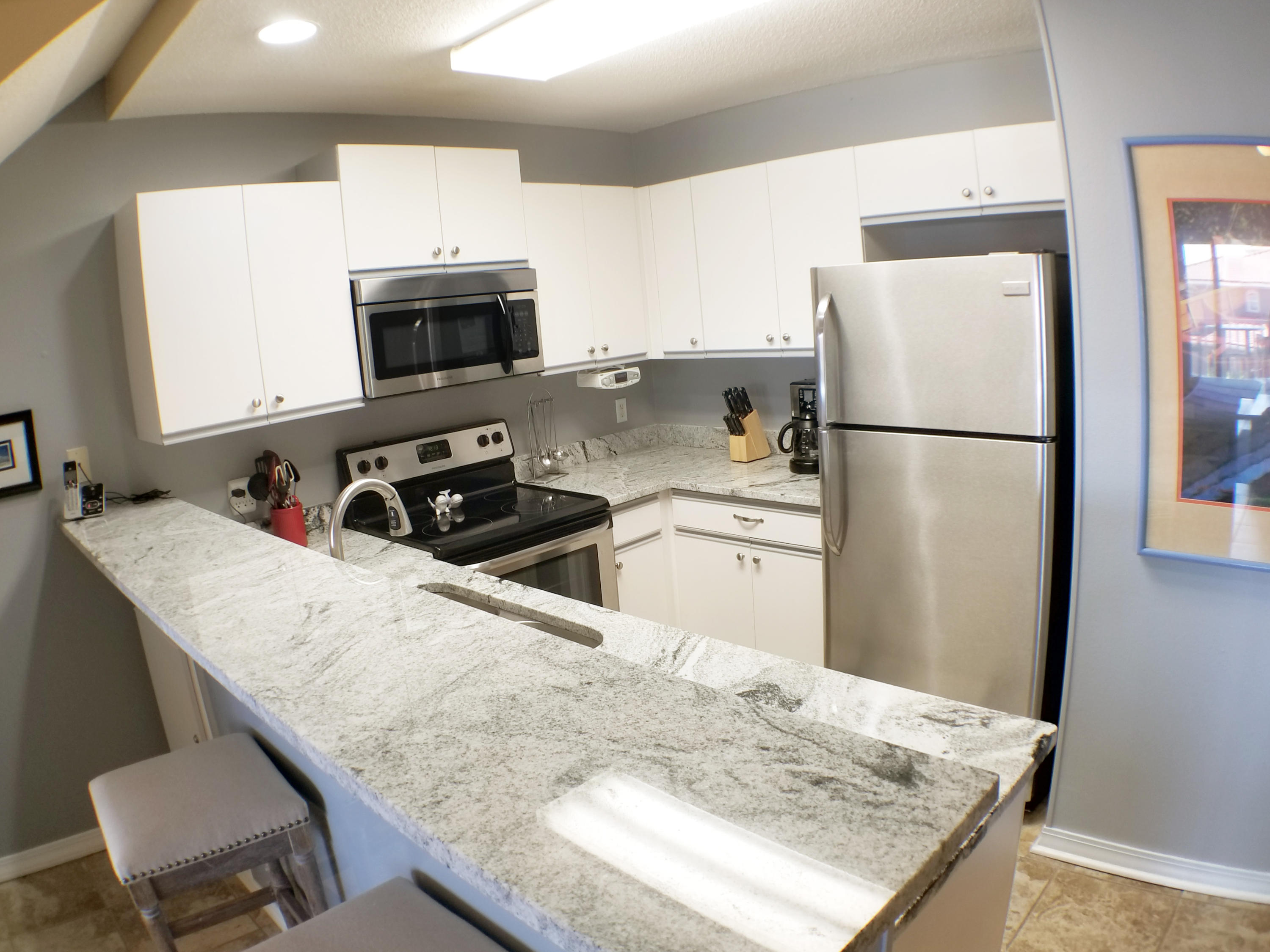 MARAVILLA CONDO 2 - Residential