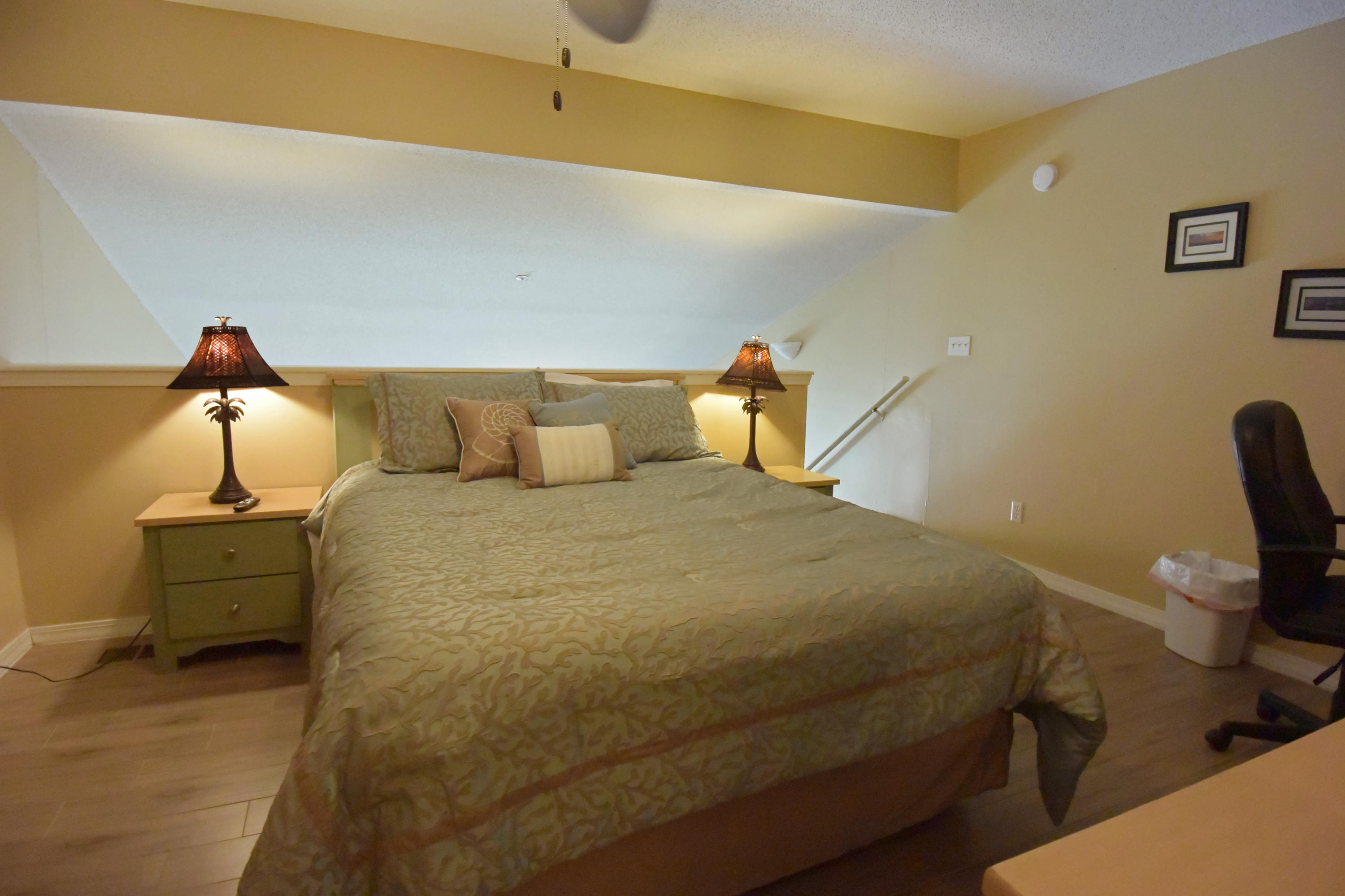 MARAVILLA CONDO 2 - Residential