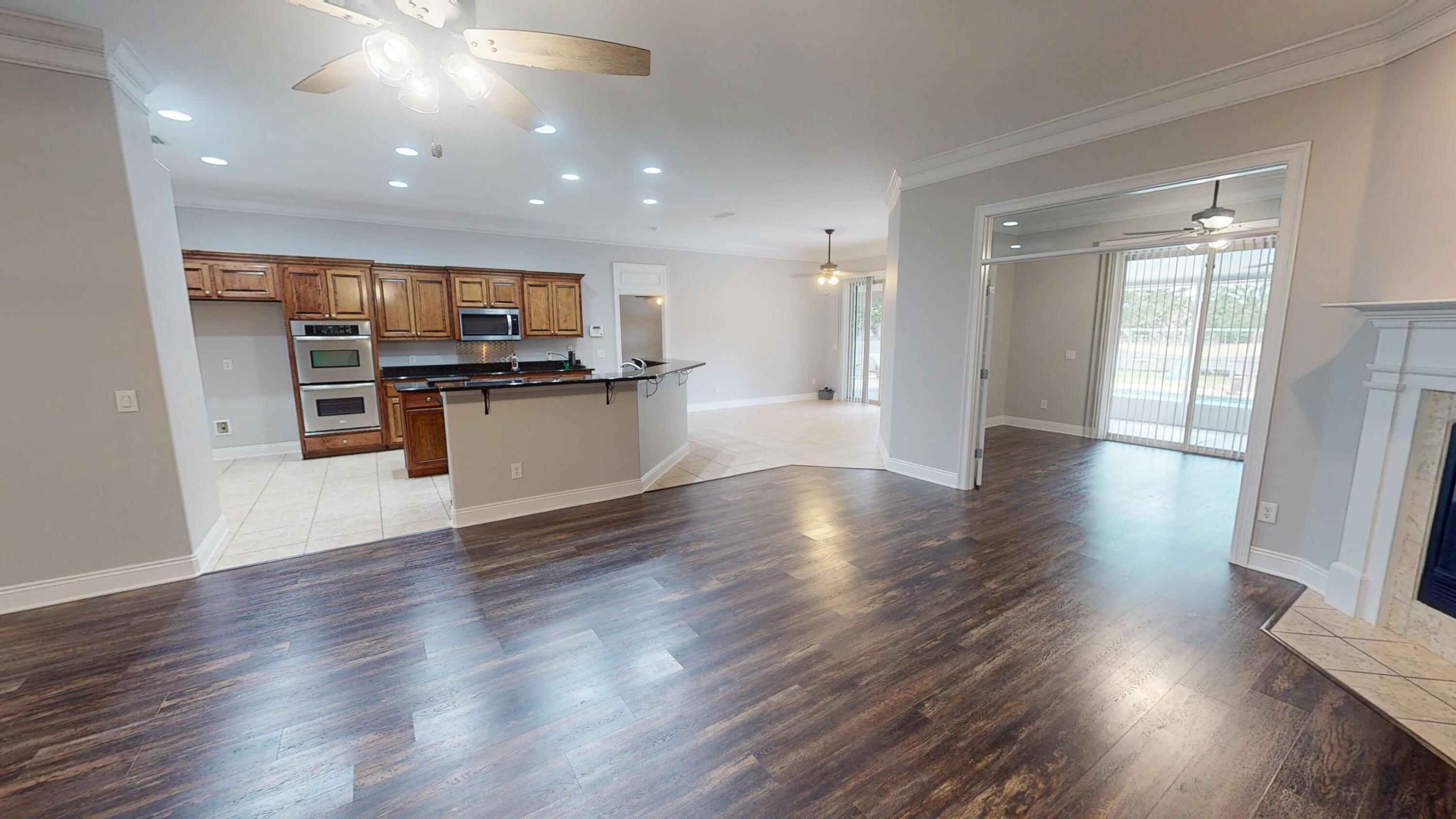 HOLLEY BY THE SEA - Residential