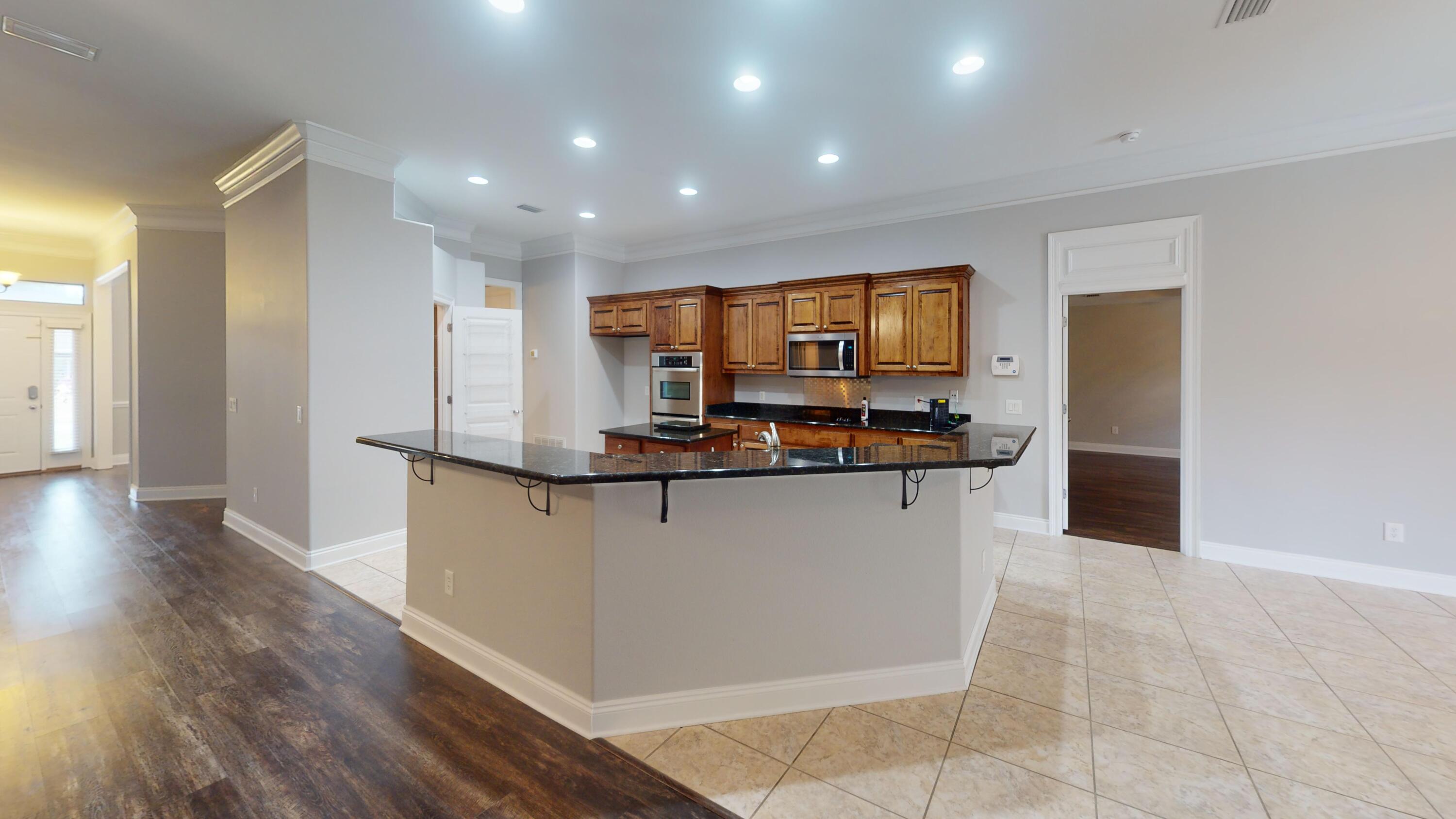 HOLLEY BY THE SEA - Residential