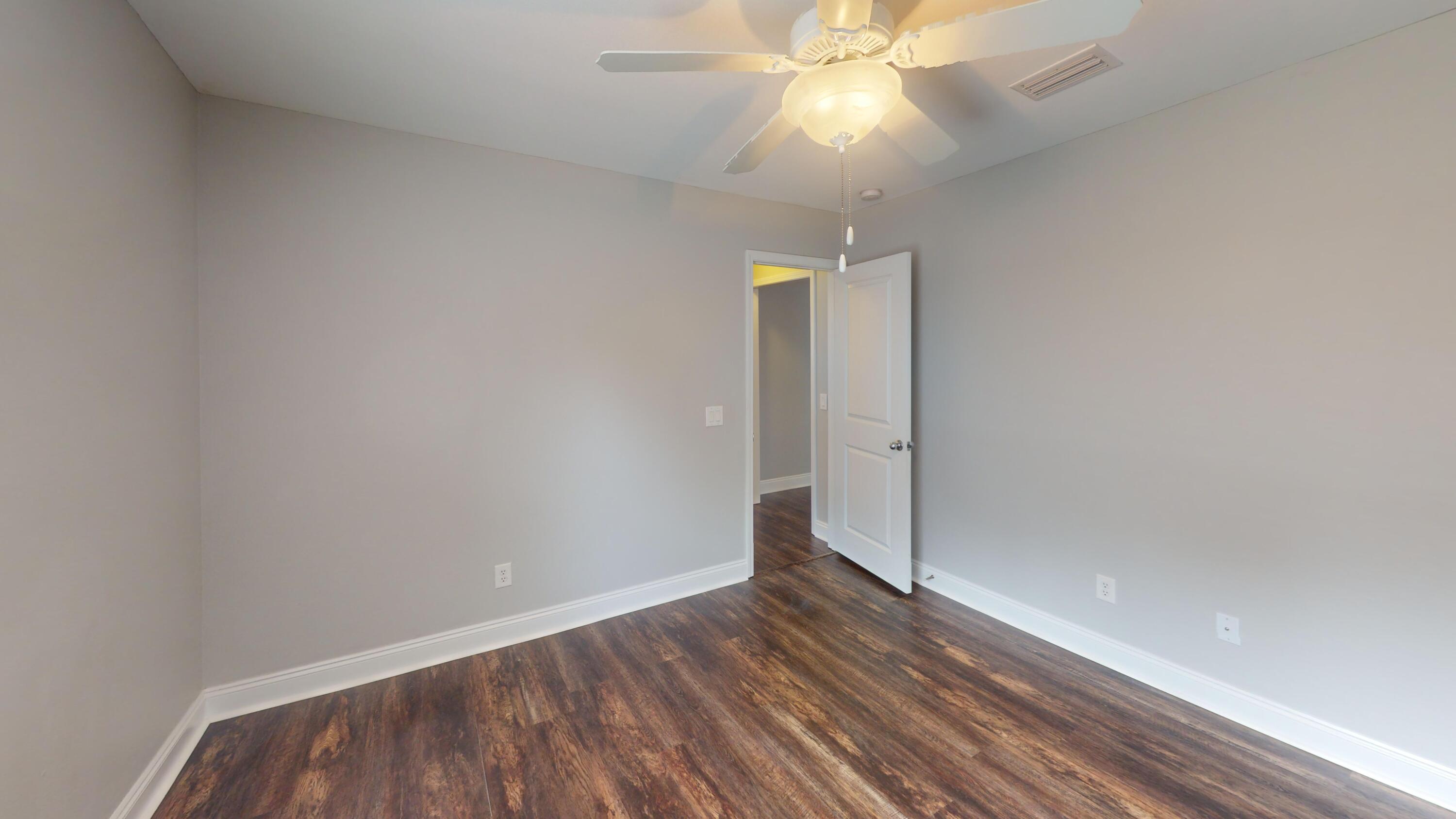 HOLLEY BY THE SEA - Residential