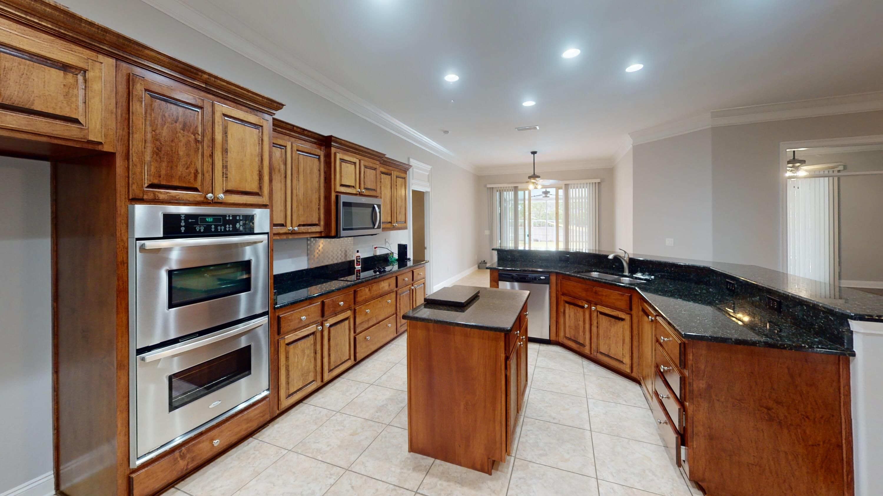HOLLEY BY THE SEA - Residential