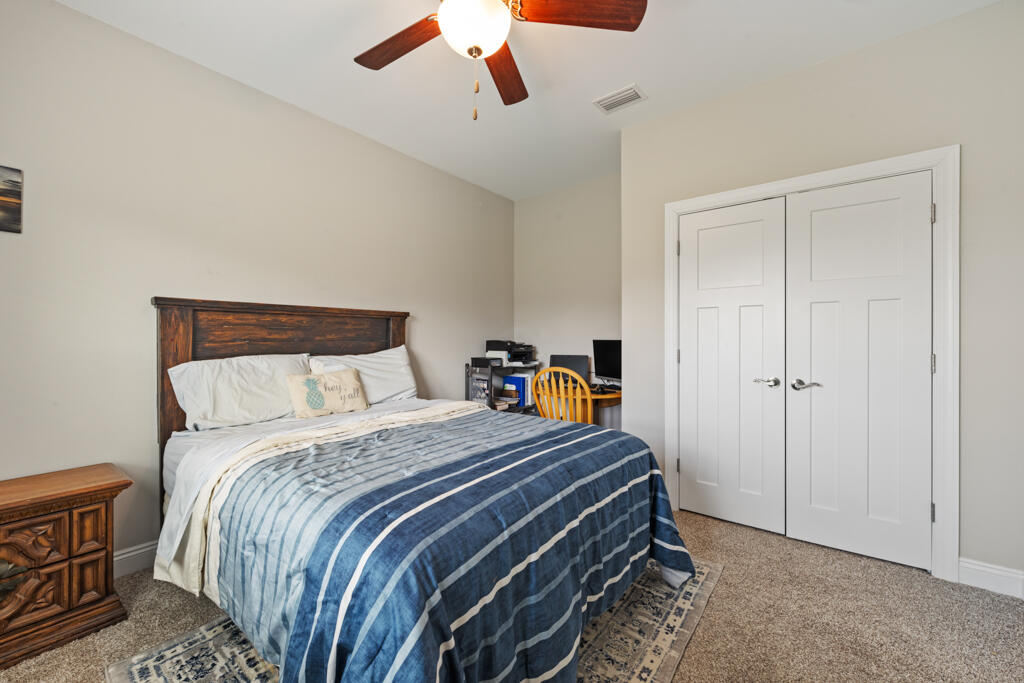 CROSS CREEK - Residential