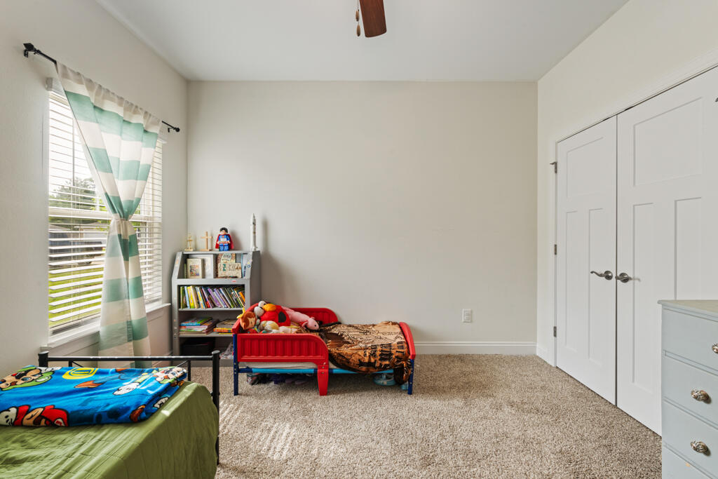 CROSS CREEK - Residential