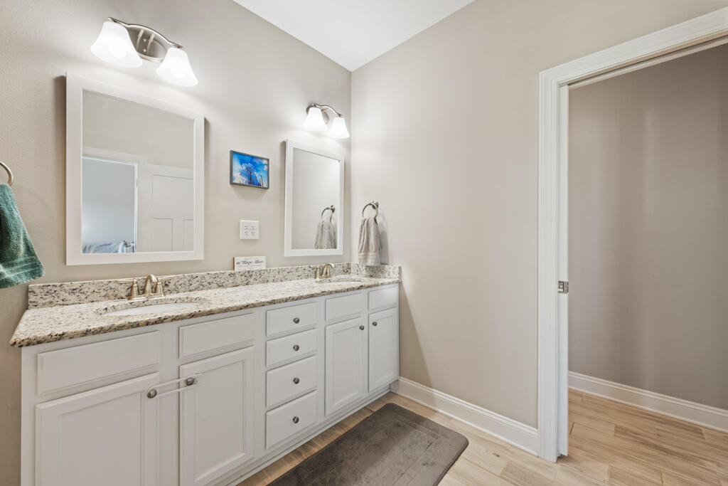 CROSS CREEK - Residential