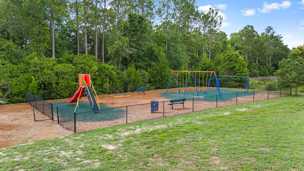 CROSS CREEK - Residential