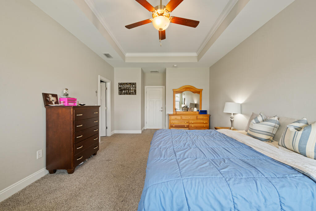 CROSS CREEK - Residential