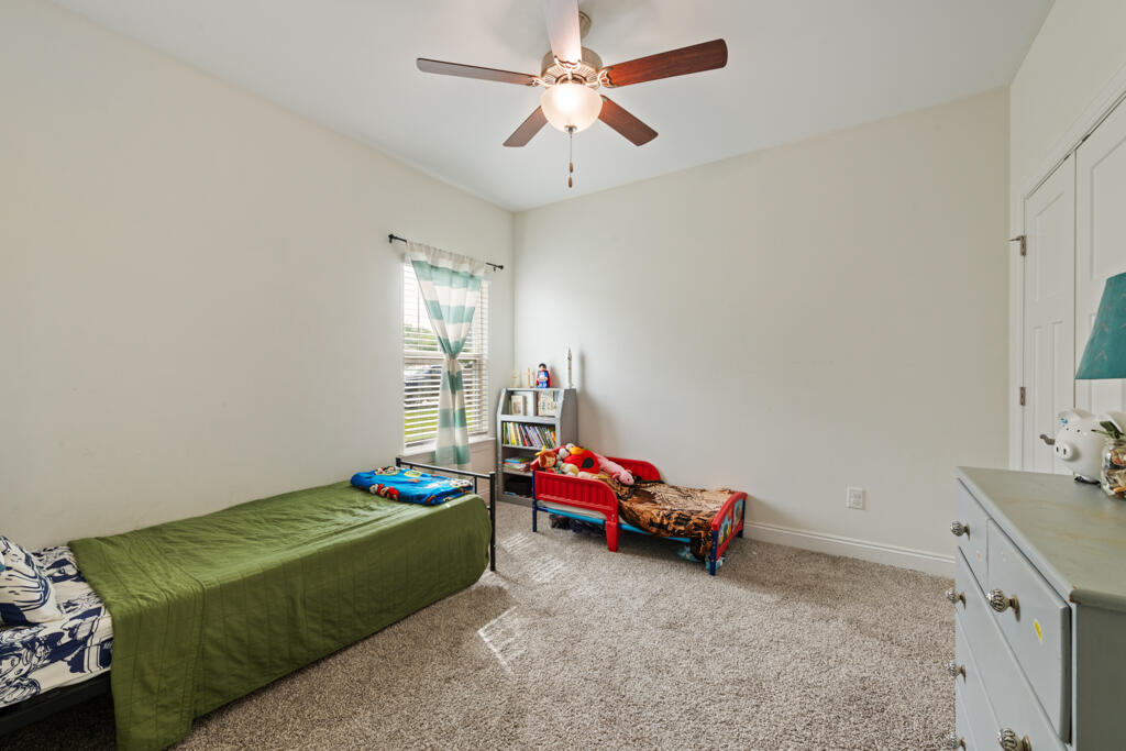 CROSS CREEK - Residential