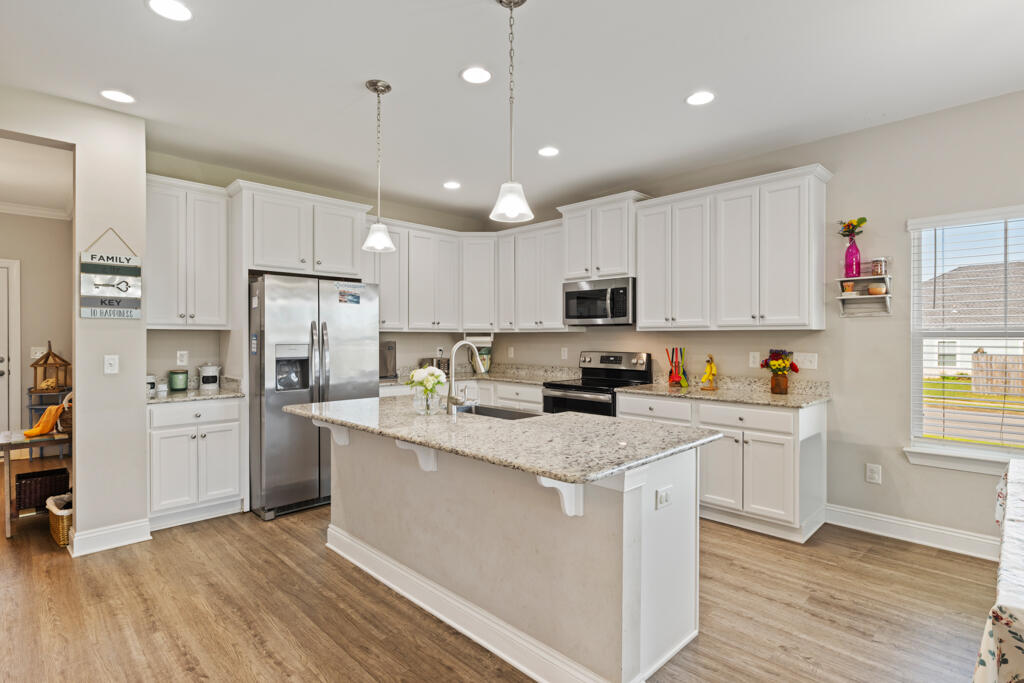 CROSS CREEK - Residential