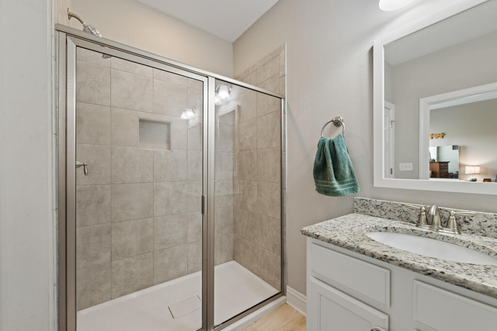 CROSS CREEK - Residential