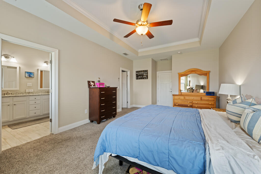 CROSS CREEK - Residential