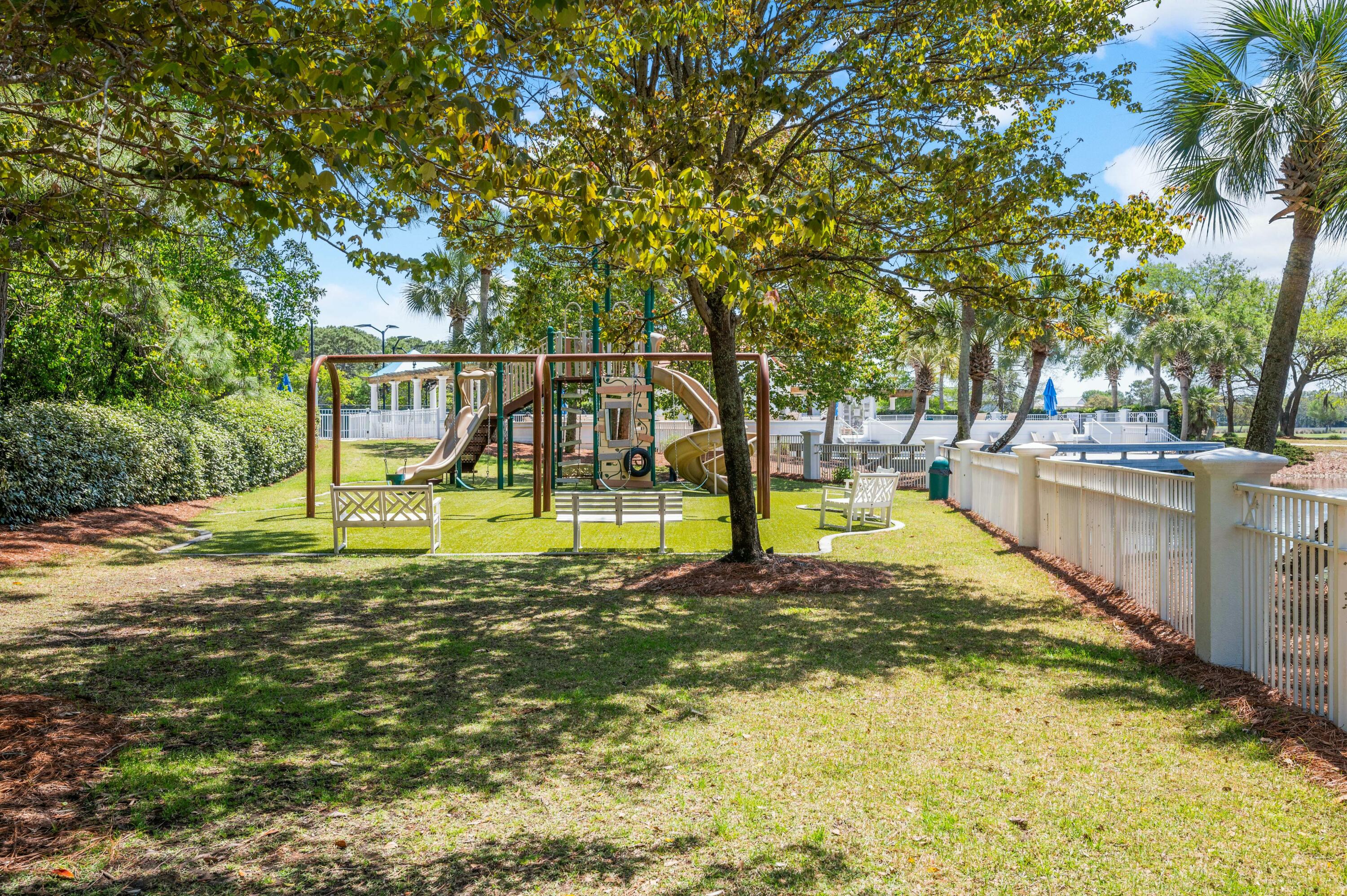 REGATTA BAY PATIO HOMES - Residential