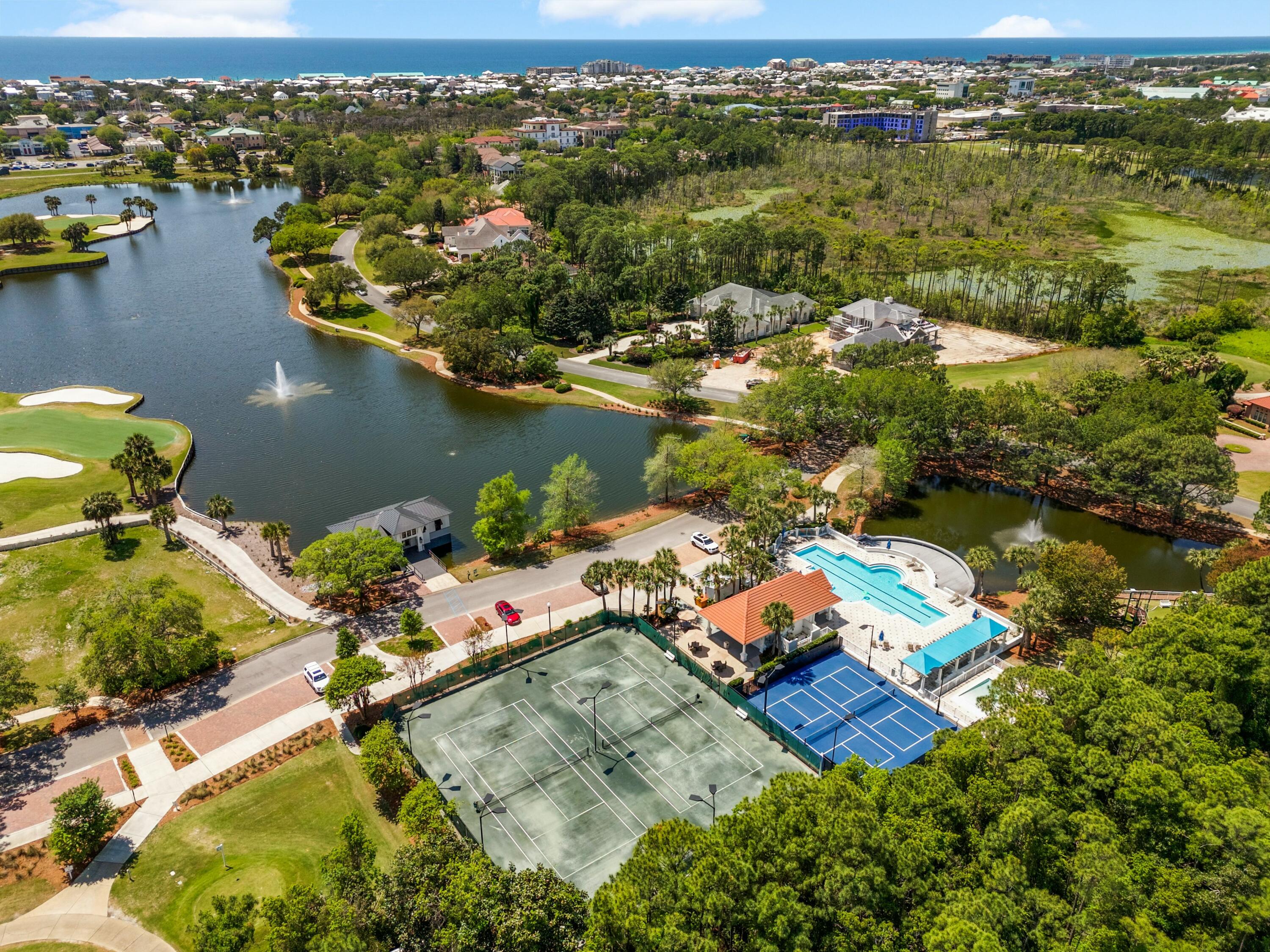 REGATTA BAY PATIO HOMES - Residential