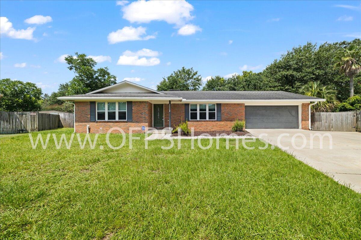 PALM ESTATES - Residential Lease