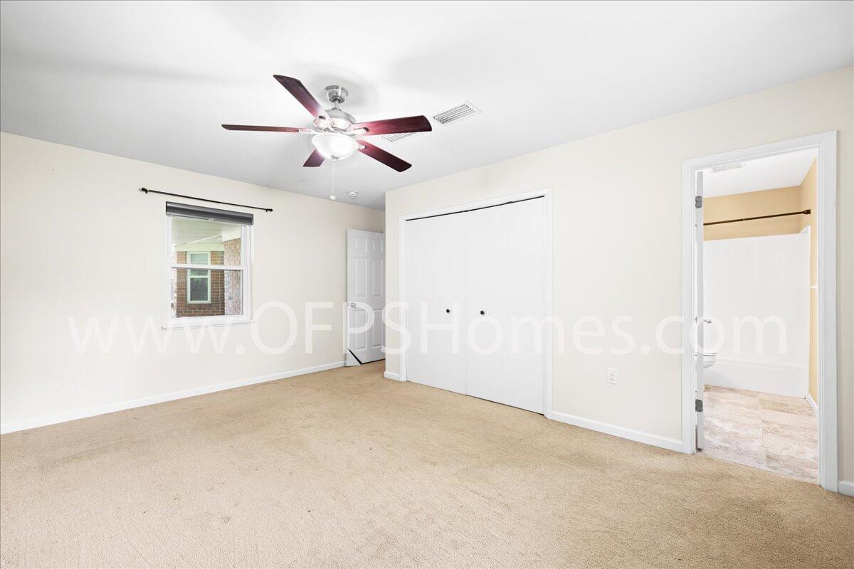 PALM ESTATES - Residential Lease