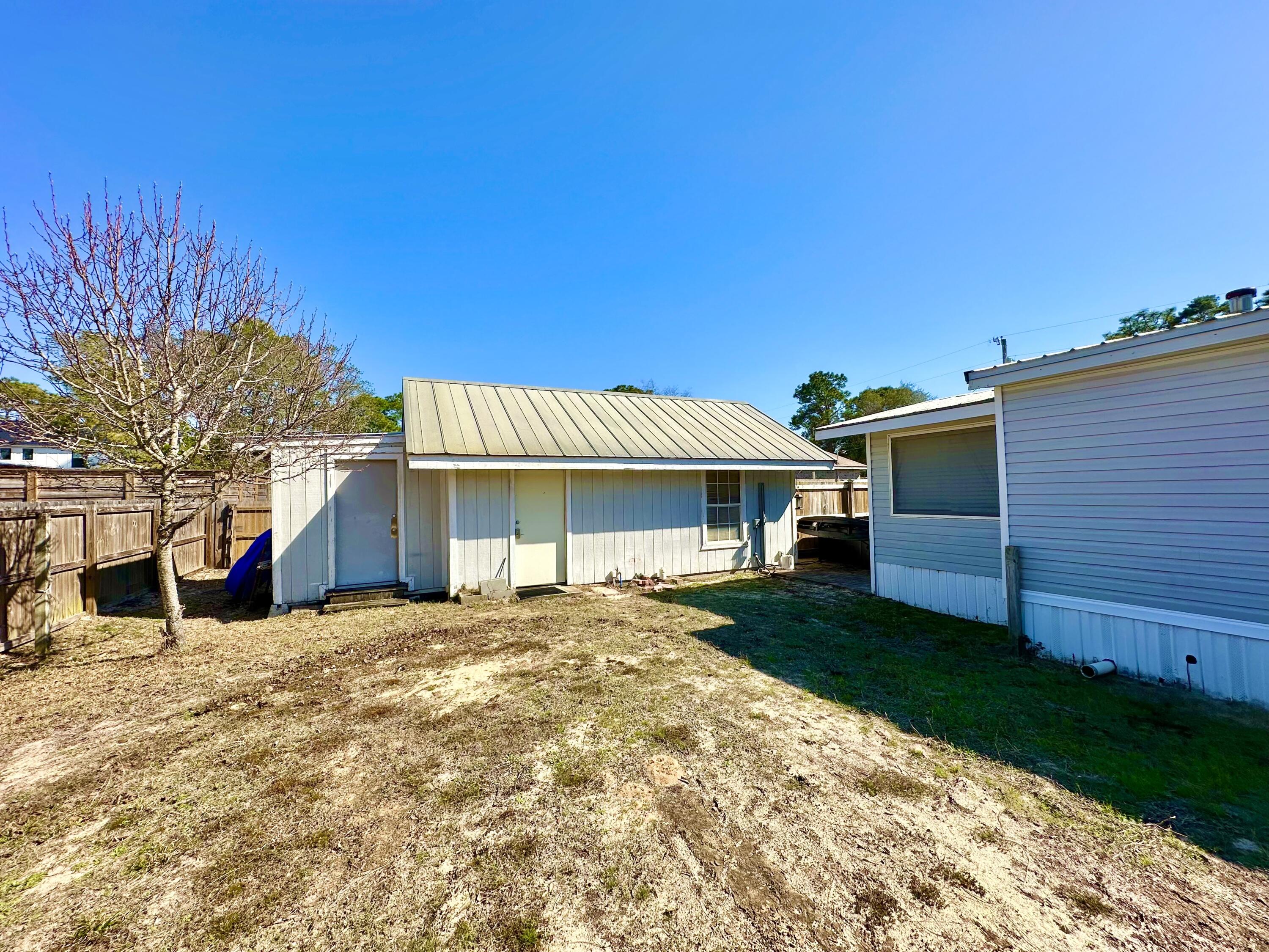 ELIZABETH FARMS 2ND ADDN UNREC - Residential