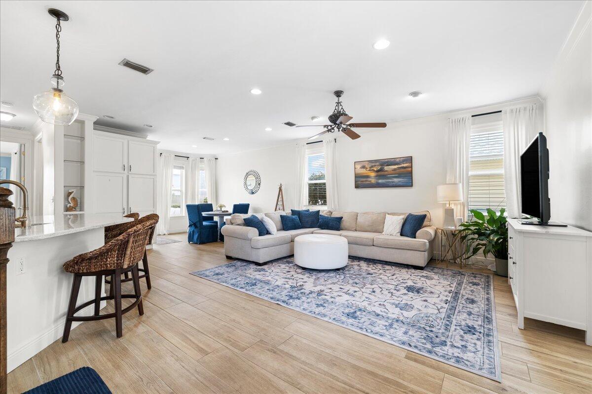 SOVEREIGN ISLE S/D - Residential