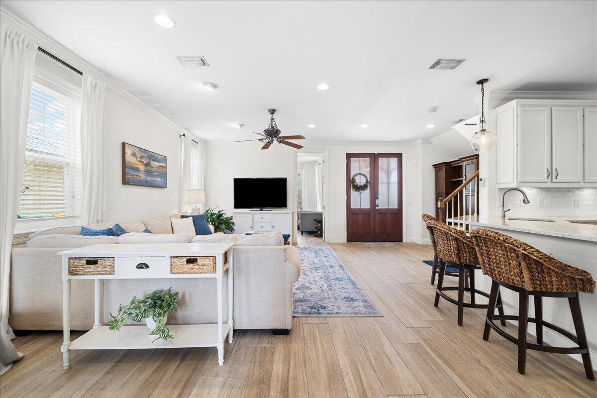 SOVEREIGN ISLE S/D - Residential