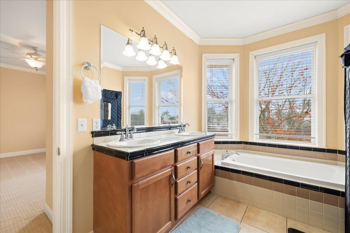 SOVEREIGN ISLE S/D - Residential