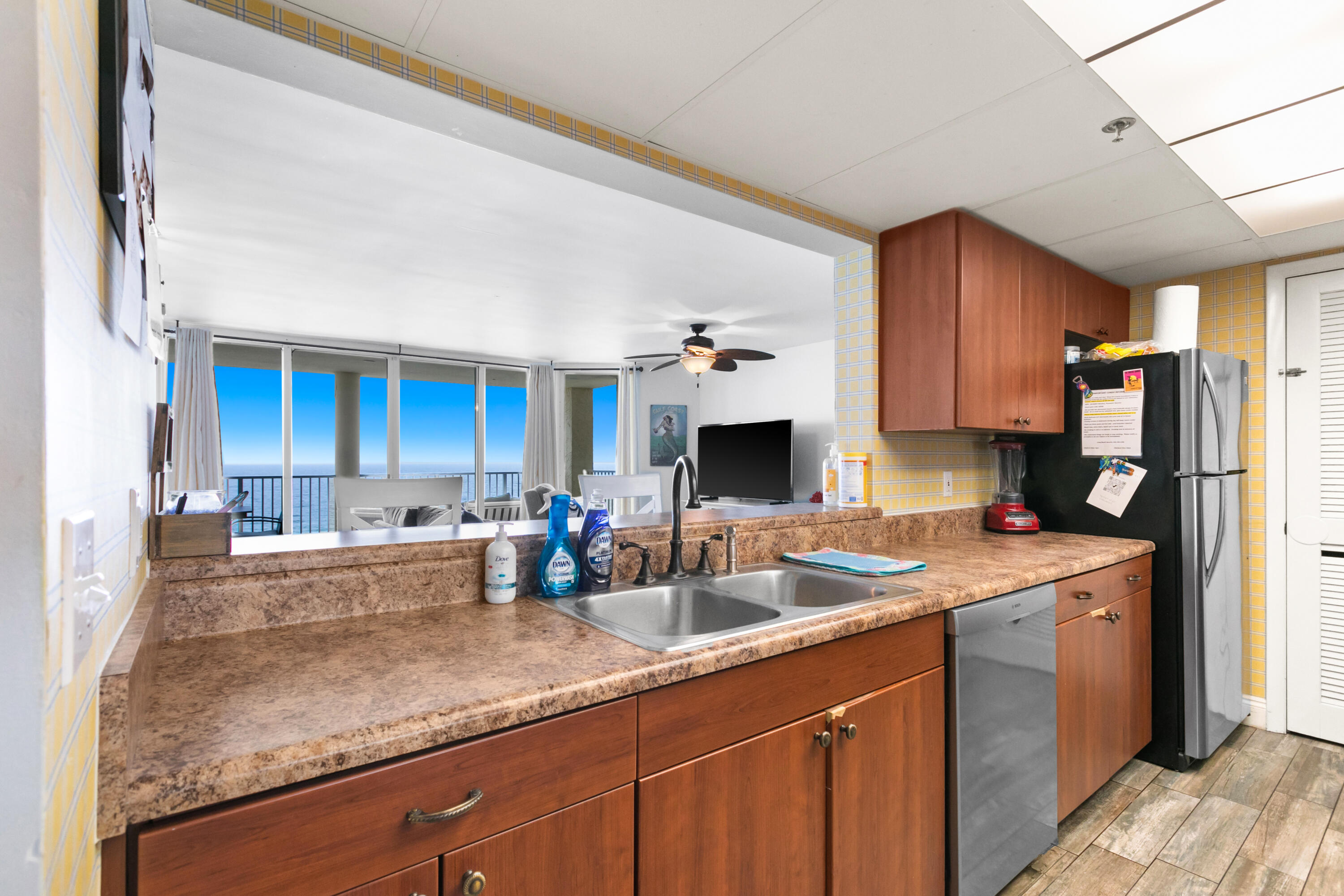 LONG BEACH - Residential