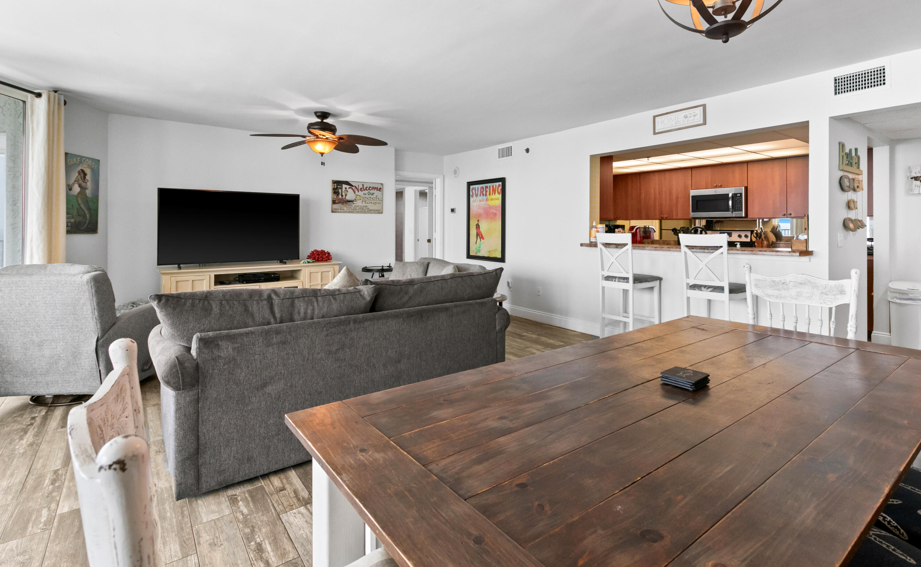 LONG BEACH - Residential