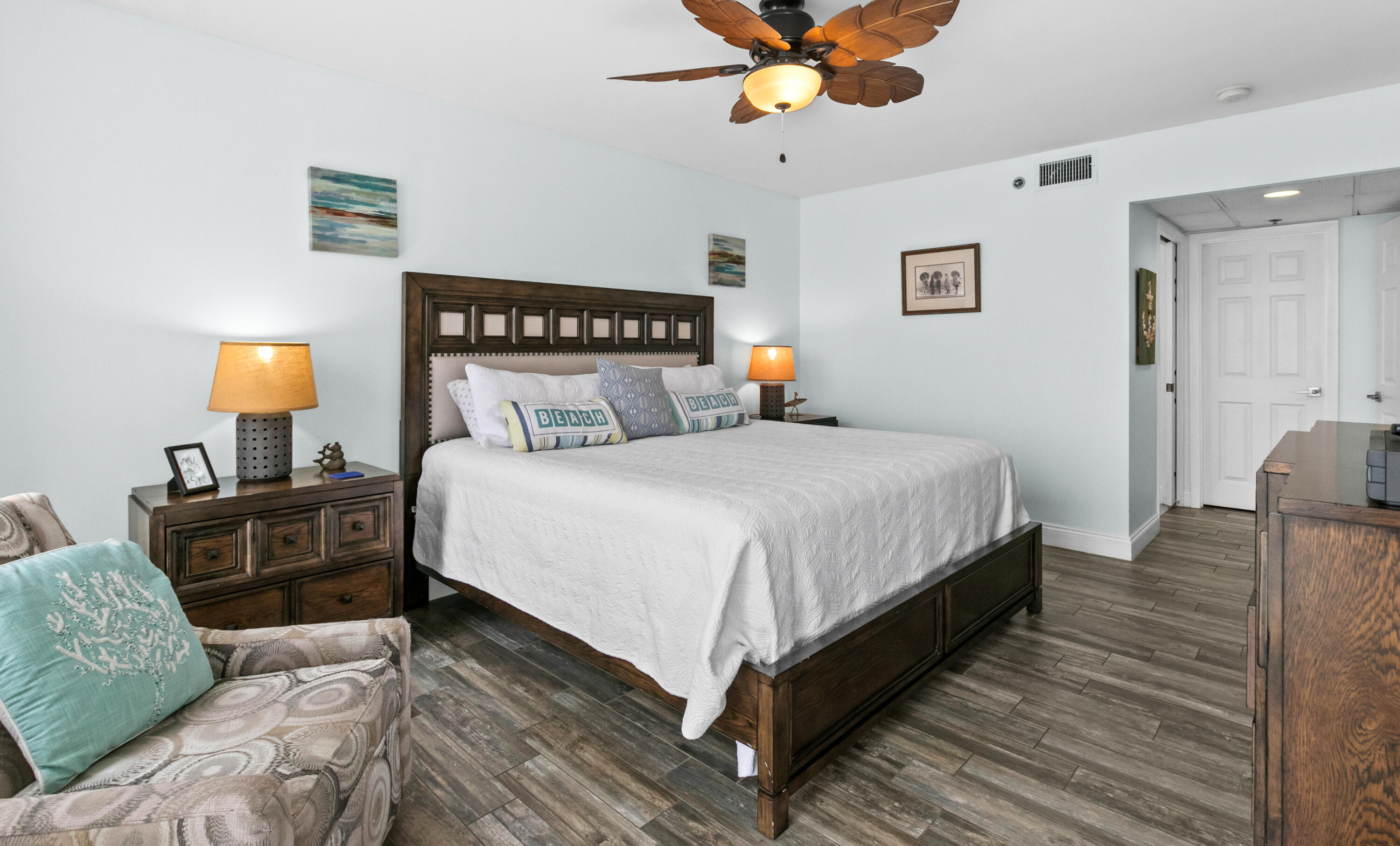 LONG BEACH - Residential