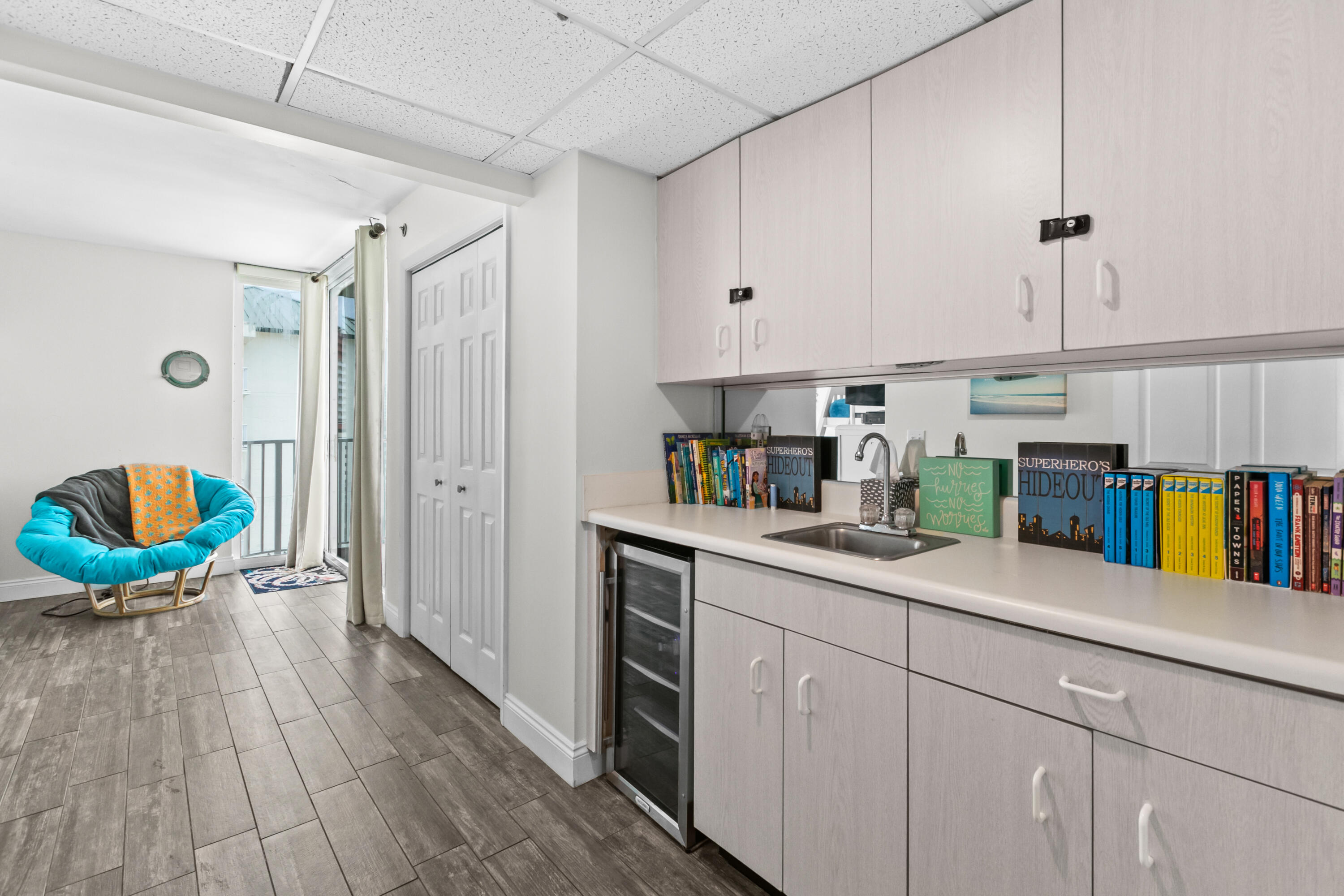 LONG BEACH - Residential