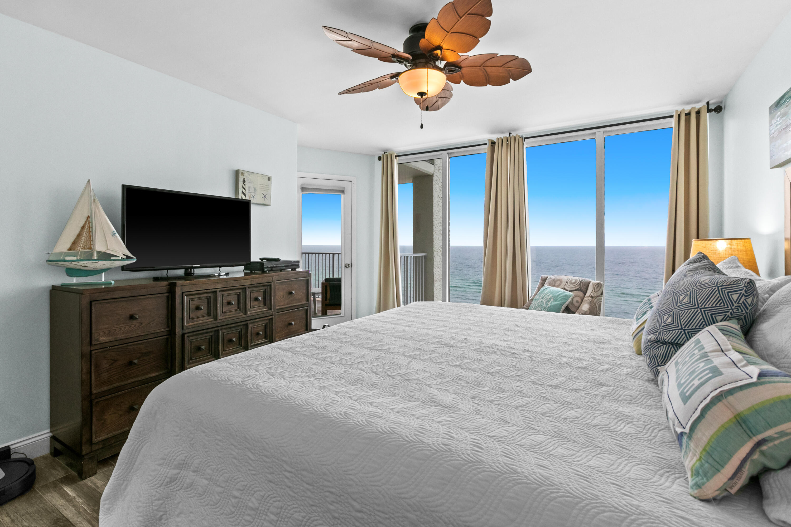 LONG BEACH - Residential
