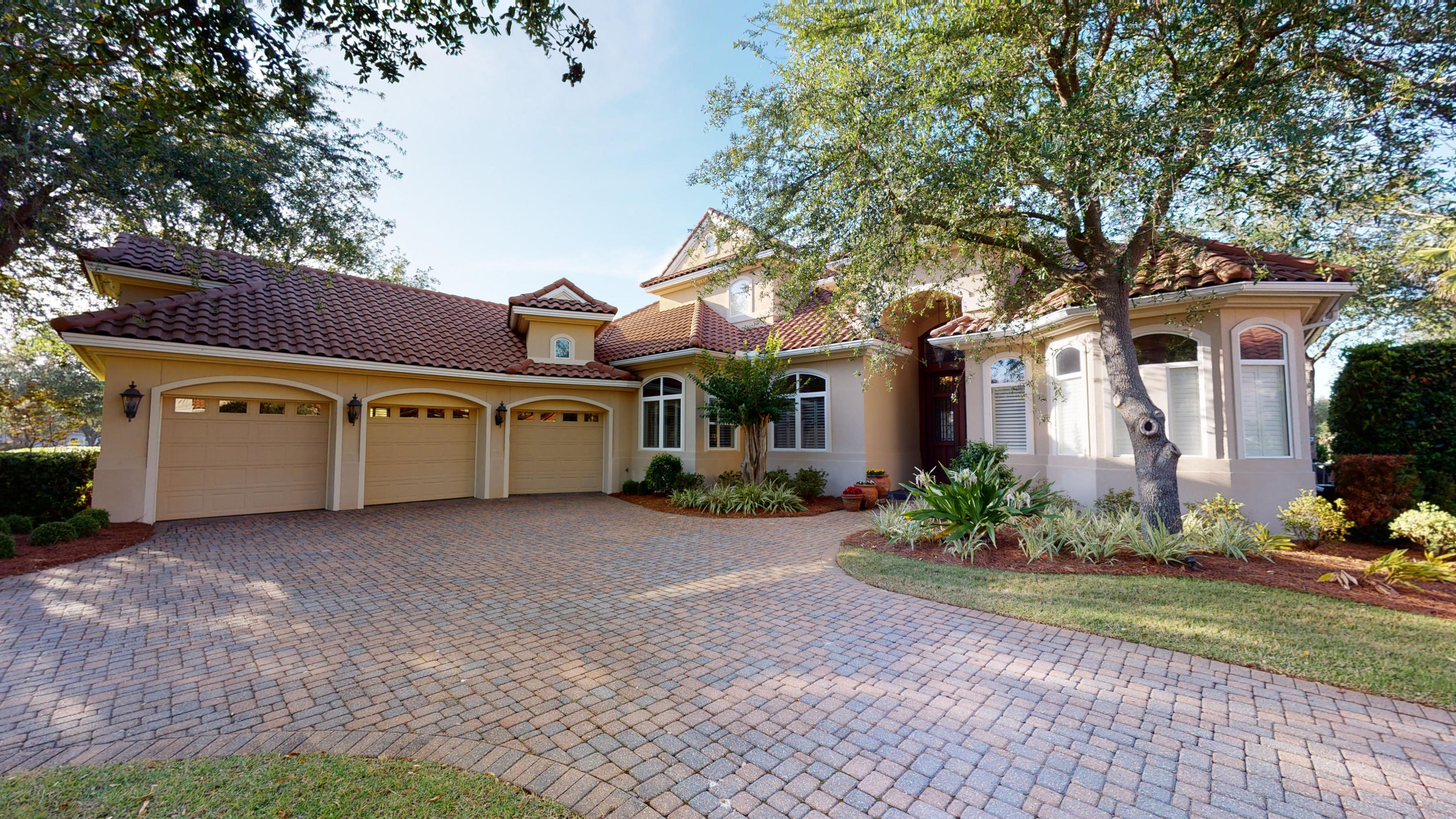 Gorgeous corner lot home in desirable Kelly Plantation! Home has been COMPLETELY updated and is in pristine condition! 3 bedrooms with an office and large loft area upstairs (either could be used as a 4th bedroom) & 3.5 bathrooms. Enclosed heated saltwater pool & jacuzzi with amazing golf course view at the 8th hole! The gorgeous new kitchen includes new custom cabinets, granite counter tops & Viking appliances. Please ask your agent for a list of all new upgrades to the home. Please see virtual 3d interactive tour & schedule an appointment today, this home will NOT last long!