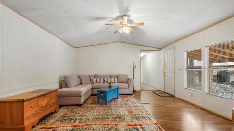 A home in DeFuniak Springs