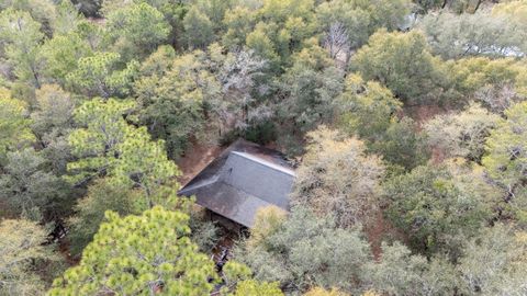 A home in DeFuniak Springs