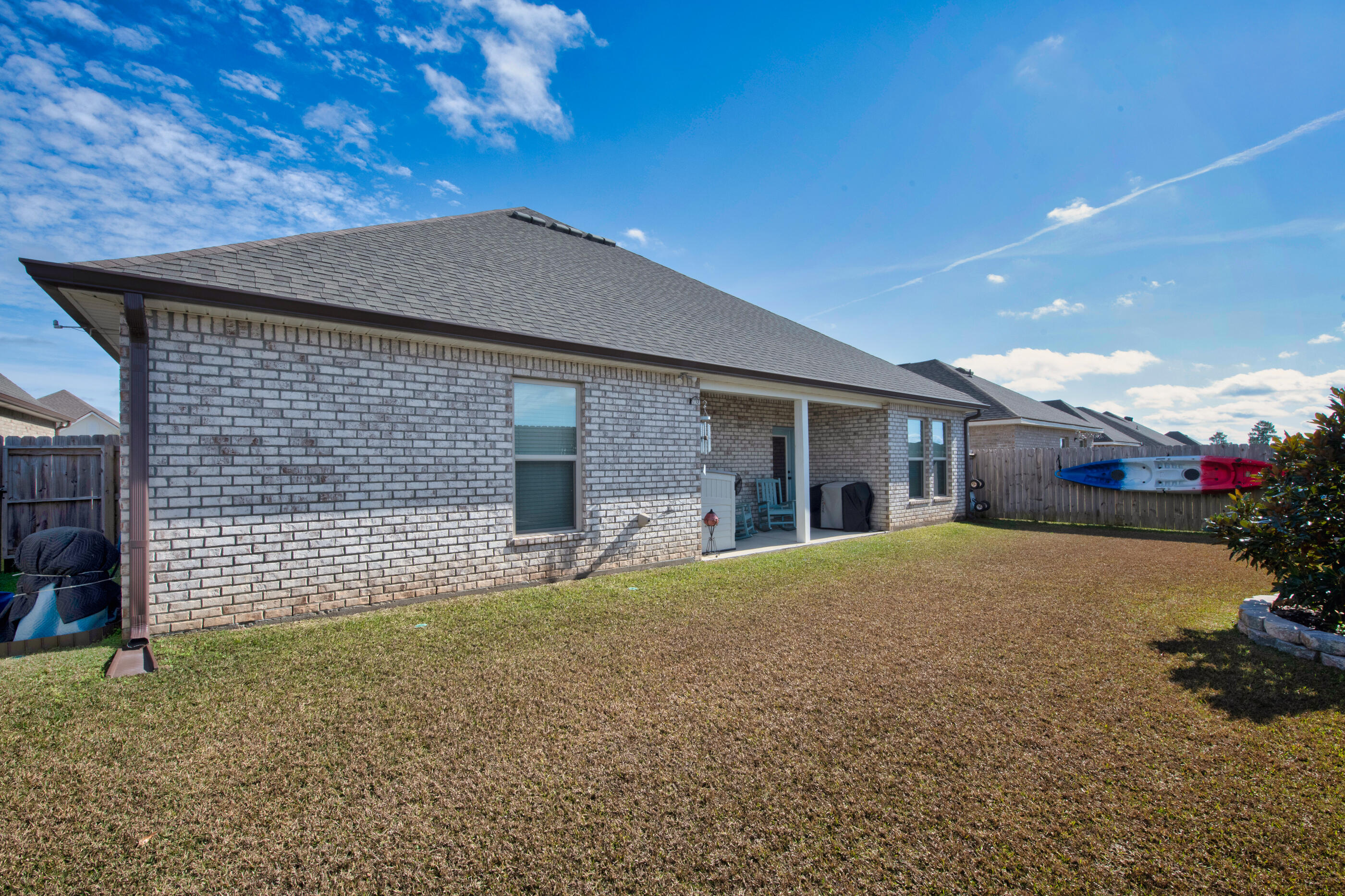 THE BLUFFS AT LAFAYETTE - Residential