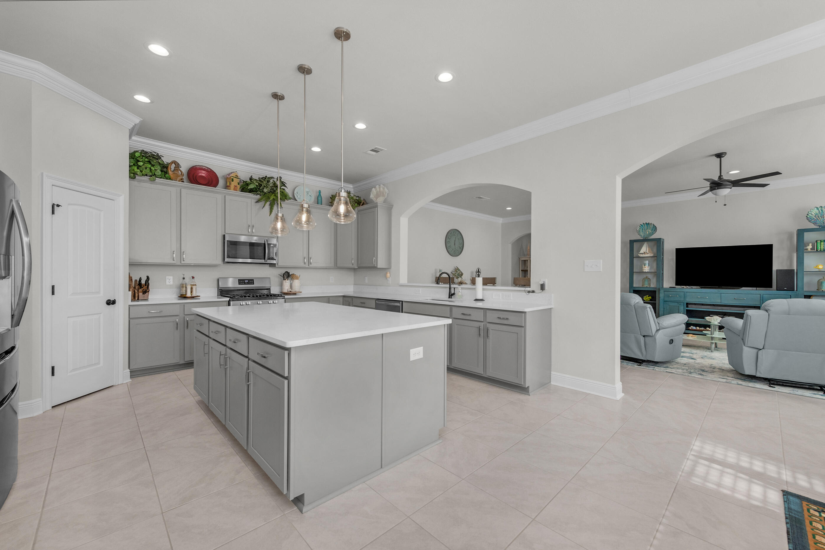 THE BLUFFS AT LAFAYETTE - Residential