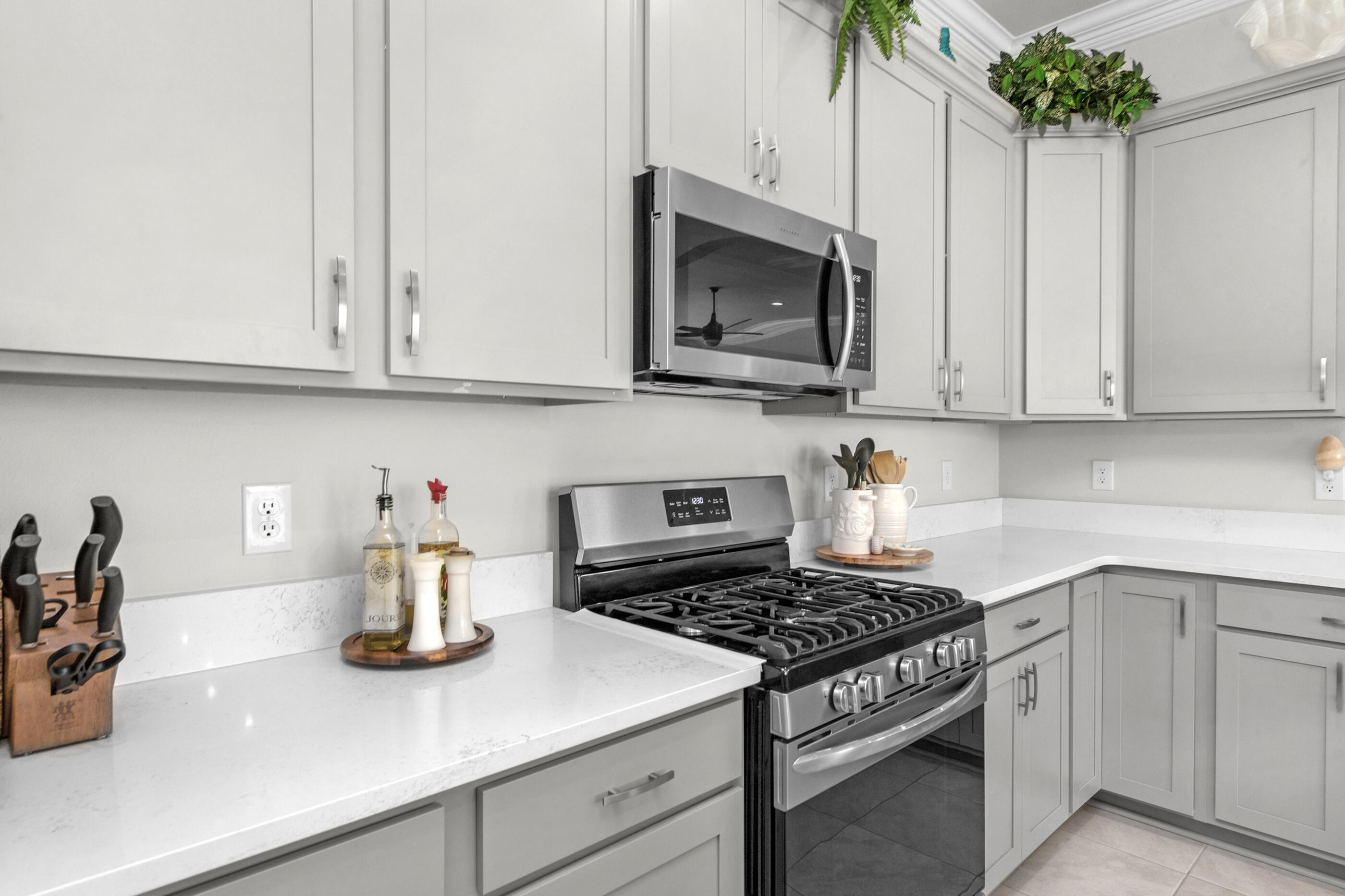 THE BLUFFS AT LAFAYETTE - Residential